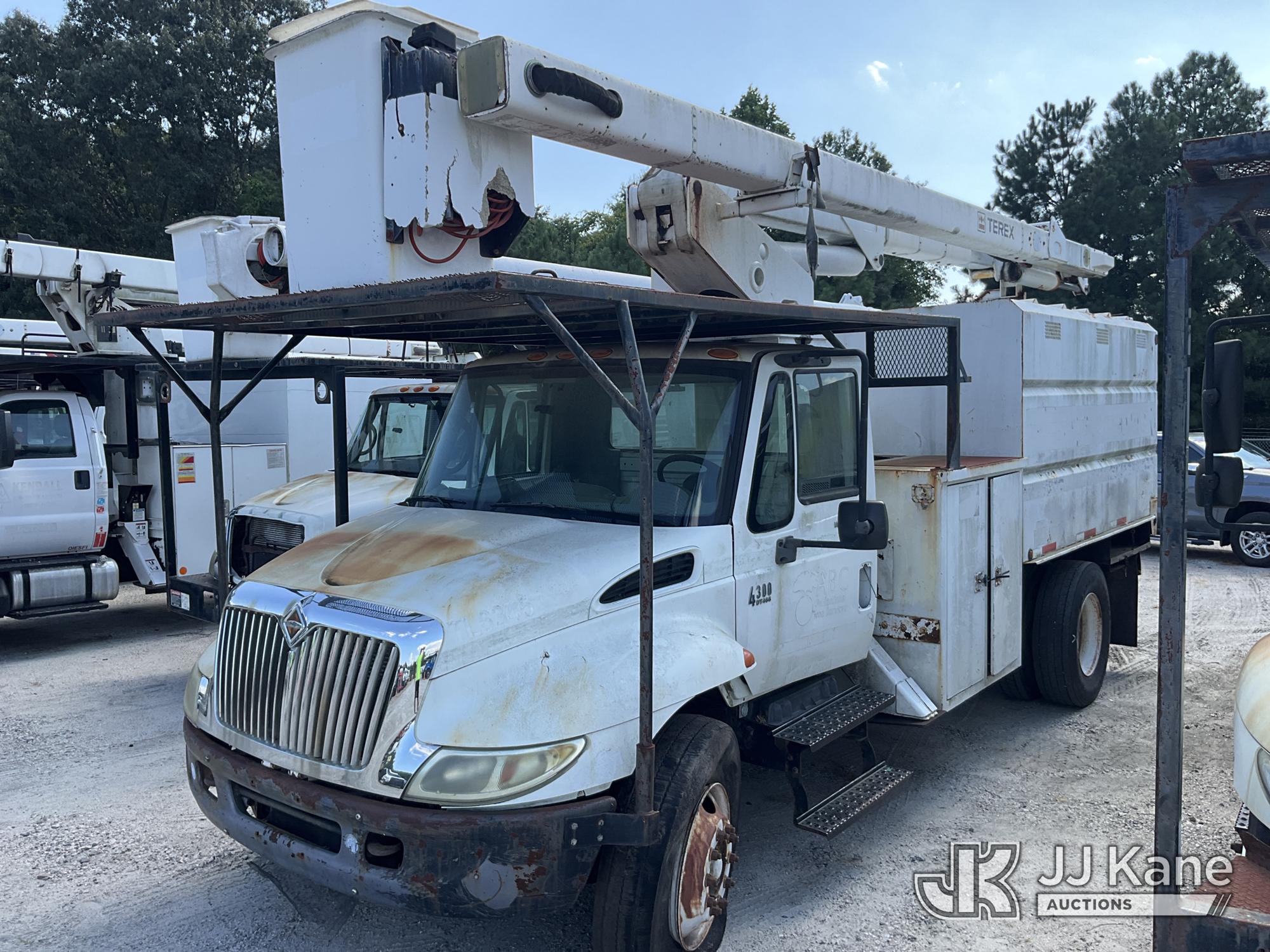 Photo of 2006 International 4300