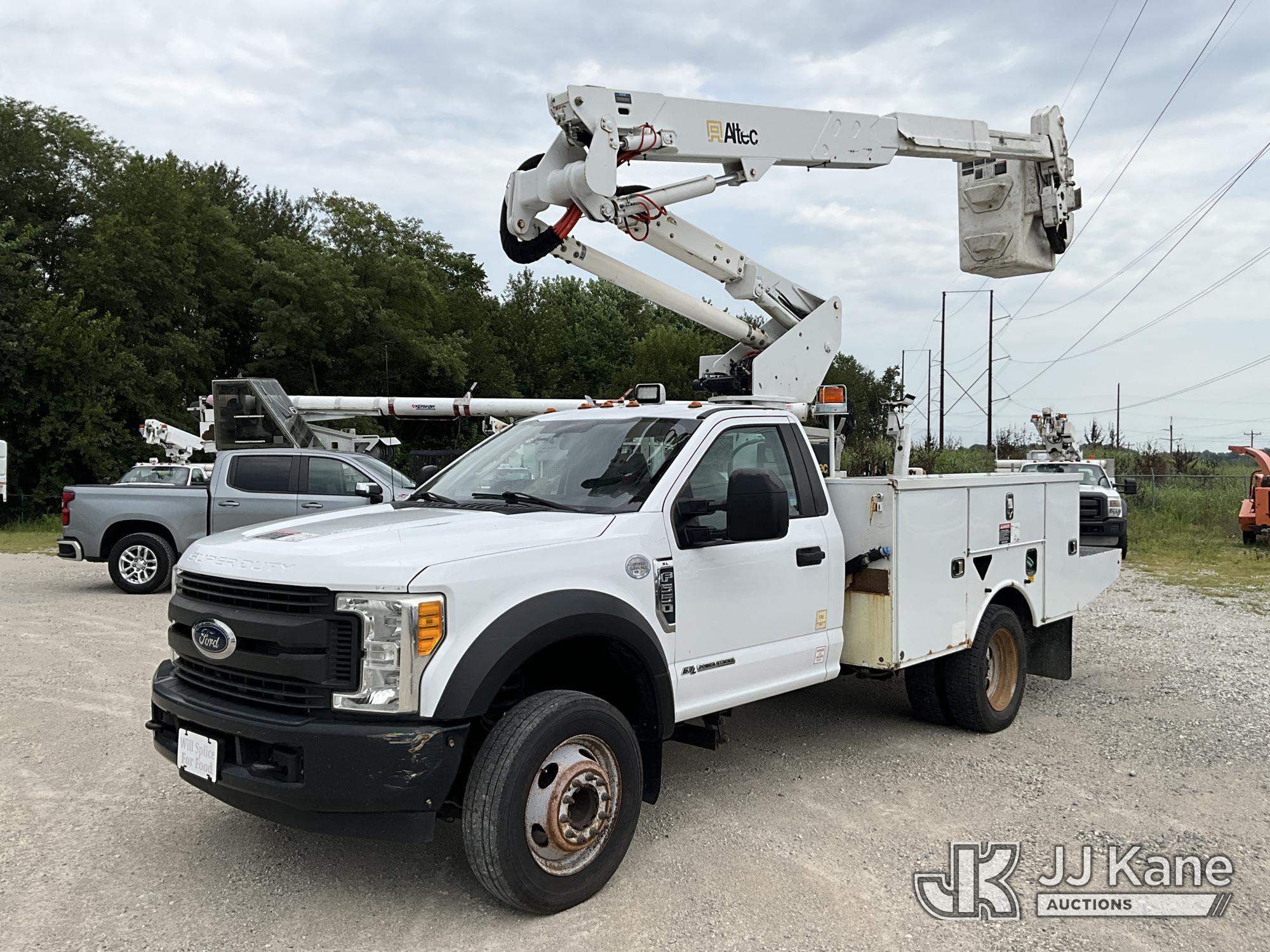 Photo of 2017 Ford F-550