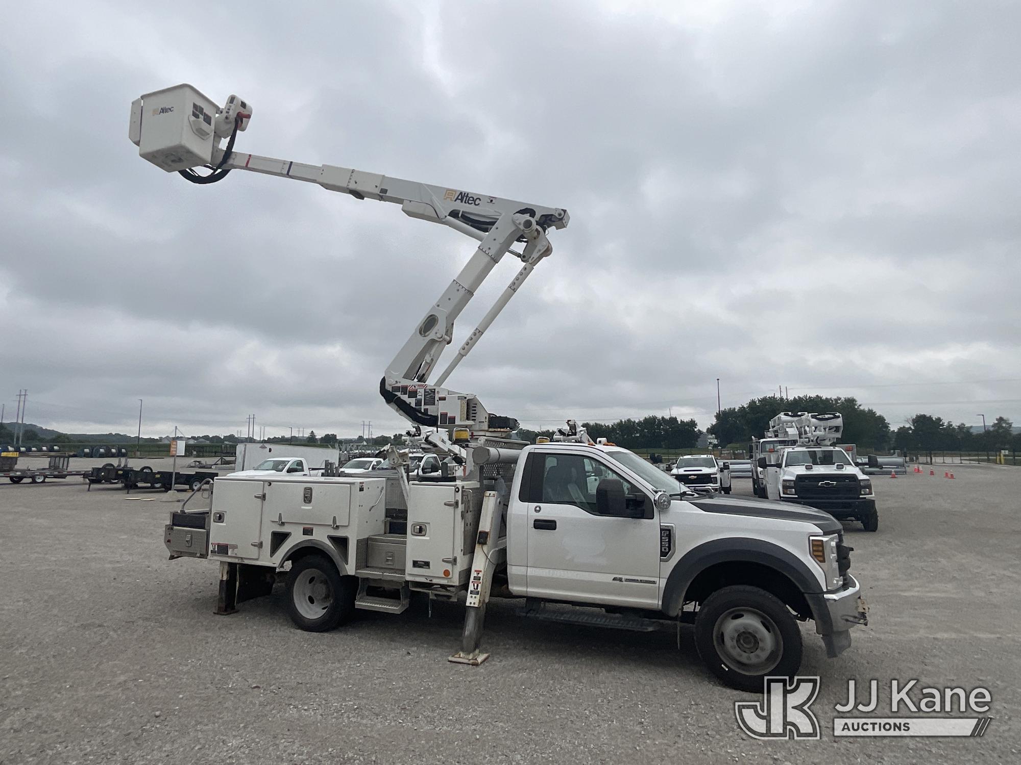 Altec AT41M, Articulating & Telescopic Material Handling Bucket Truck mounted behind cab on 2019 Ford F-550 Regular Cab DRW Service Truck, (Electric Cooperative Owned Unit)