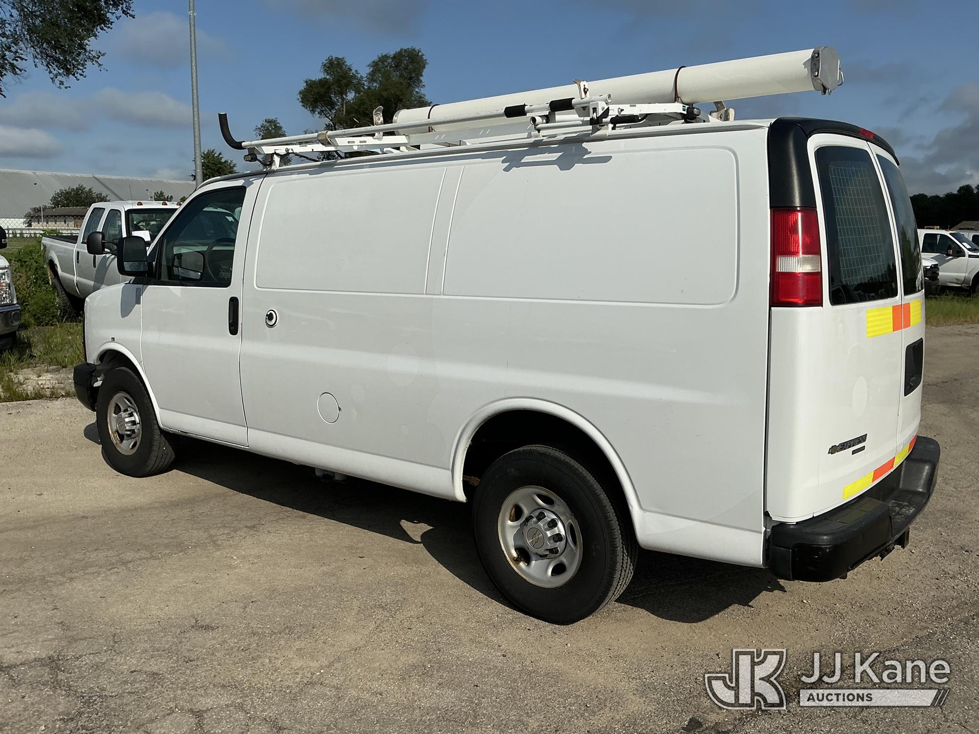 2013 Chevrolet EXPRESS 2500