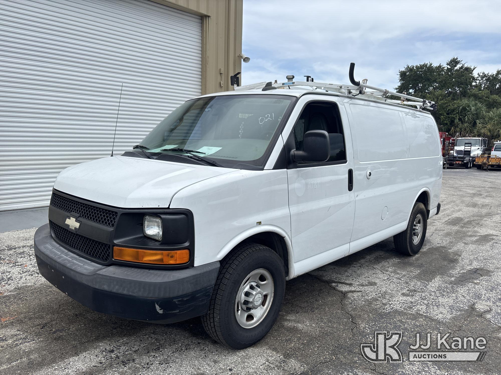 Photo of 2016 Chevrolet Express 2500
