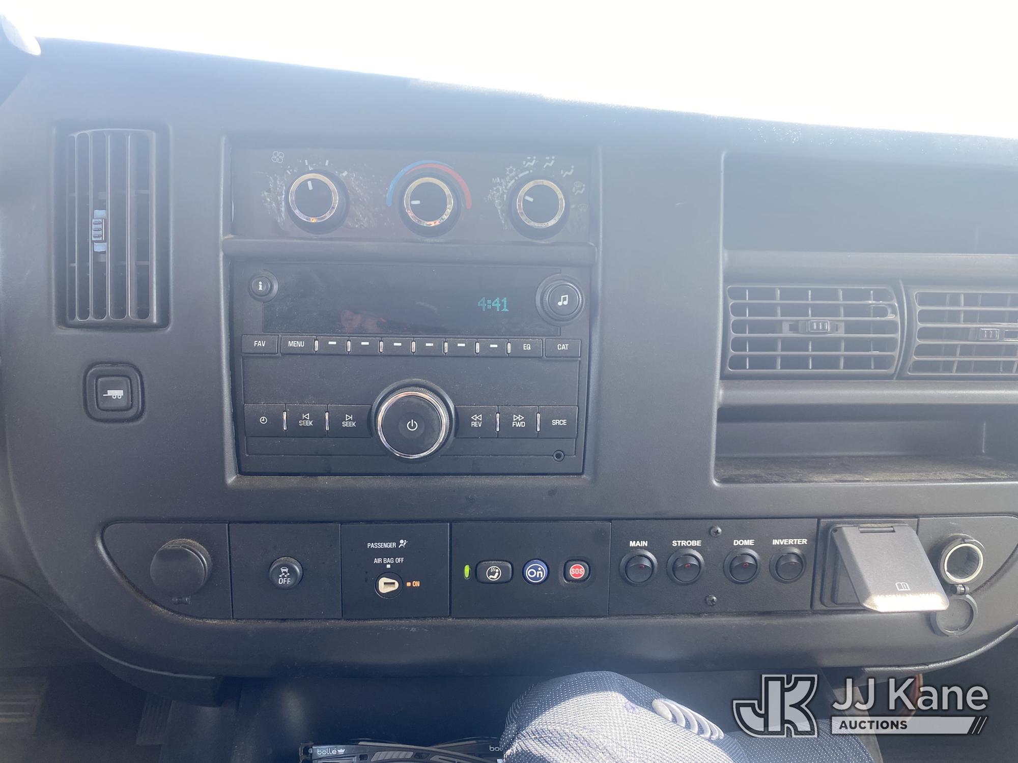 2017 Chevrolet Express G2500