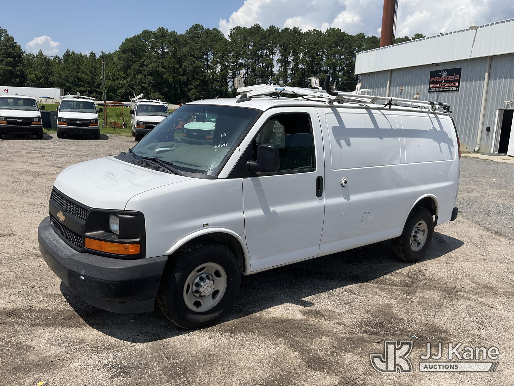 2017 Chevrolet Express G2500 Cargo Van