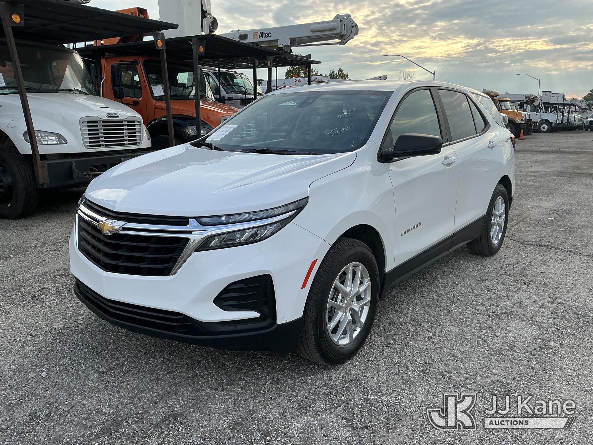 Photo of 2022 Chevrolet Equinox AWD