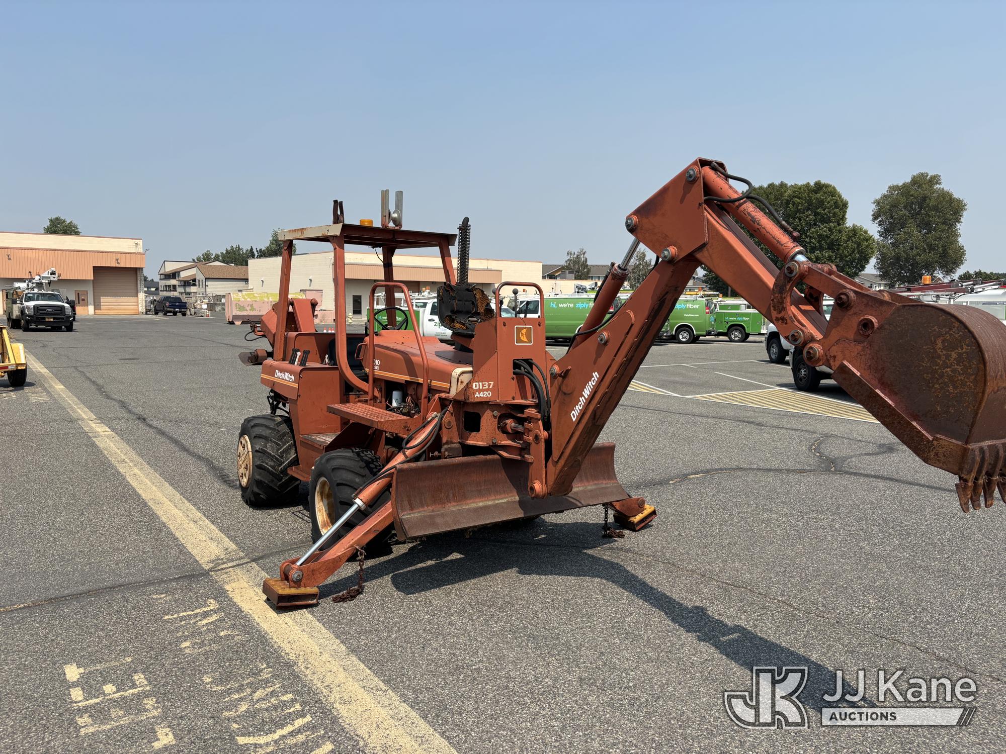 1984 Ditch Witch 4010DD