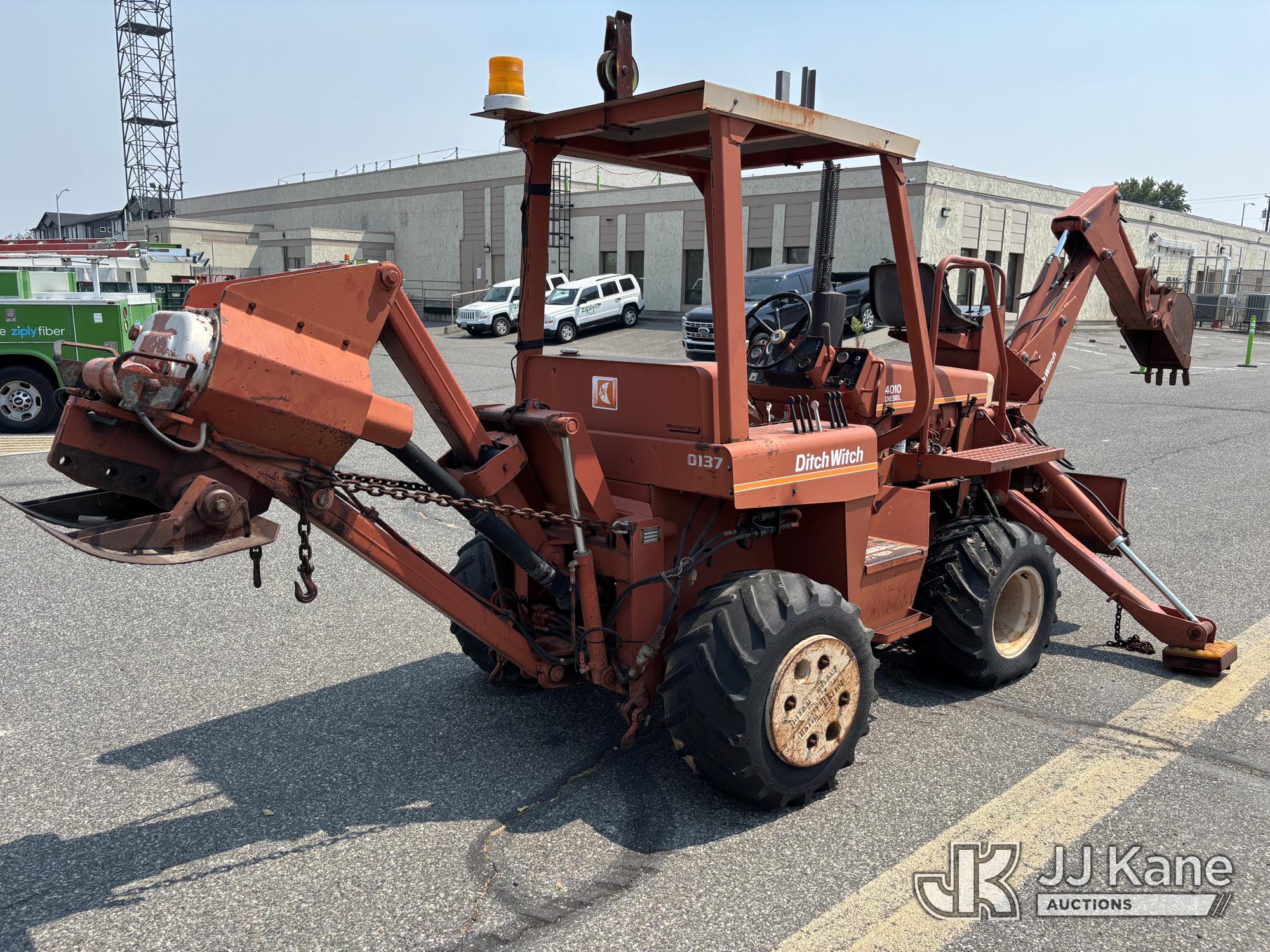 1984 Ditch Witch 4010DD