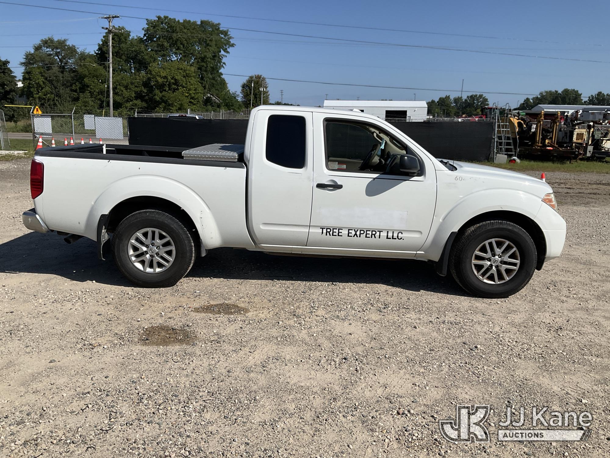 2015 Nissan FRONTIER