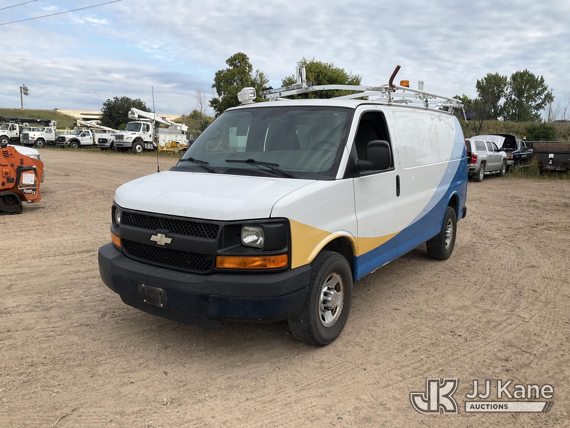 2014 Chevrolet Express G2500 Cargo Van
