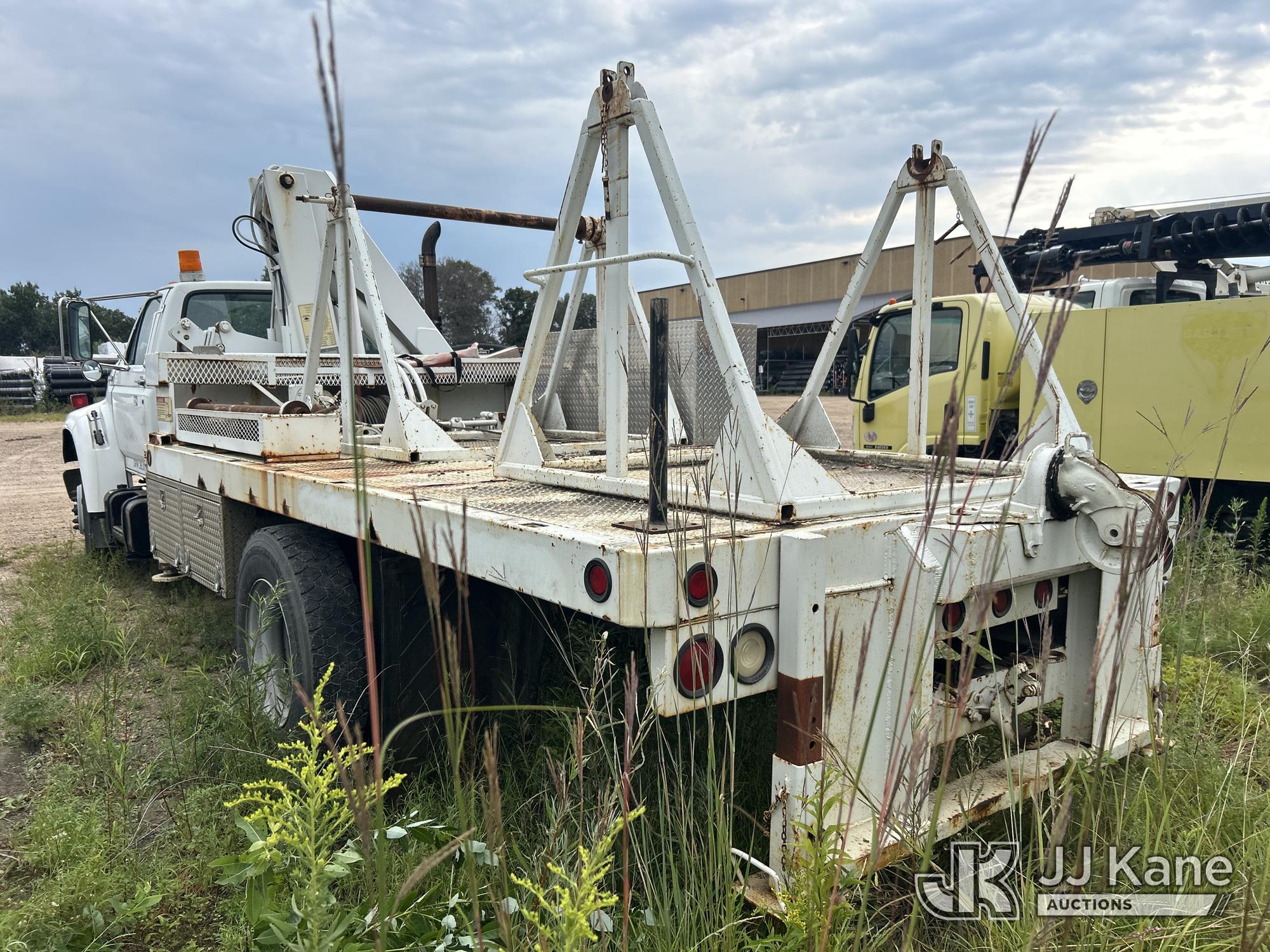 1996 Ford F800