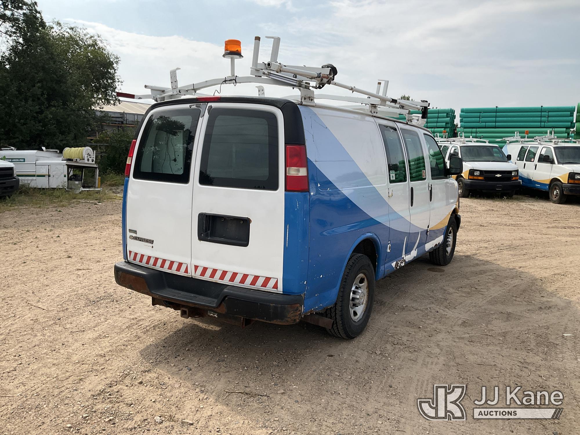 2011 Chevrolet EXPRESS G2500