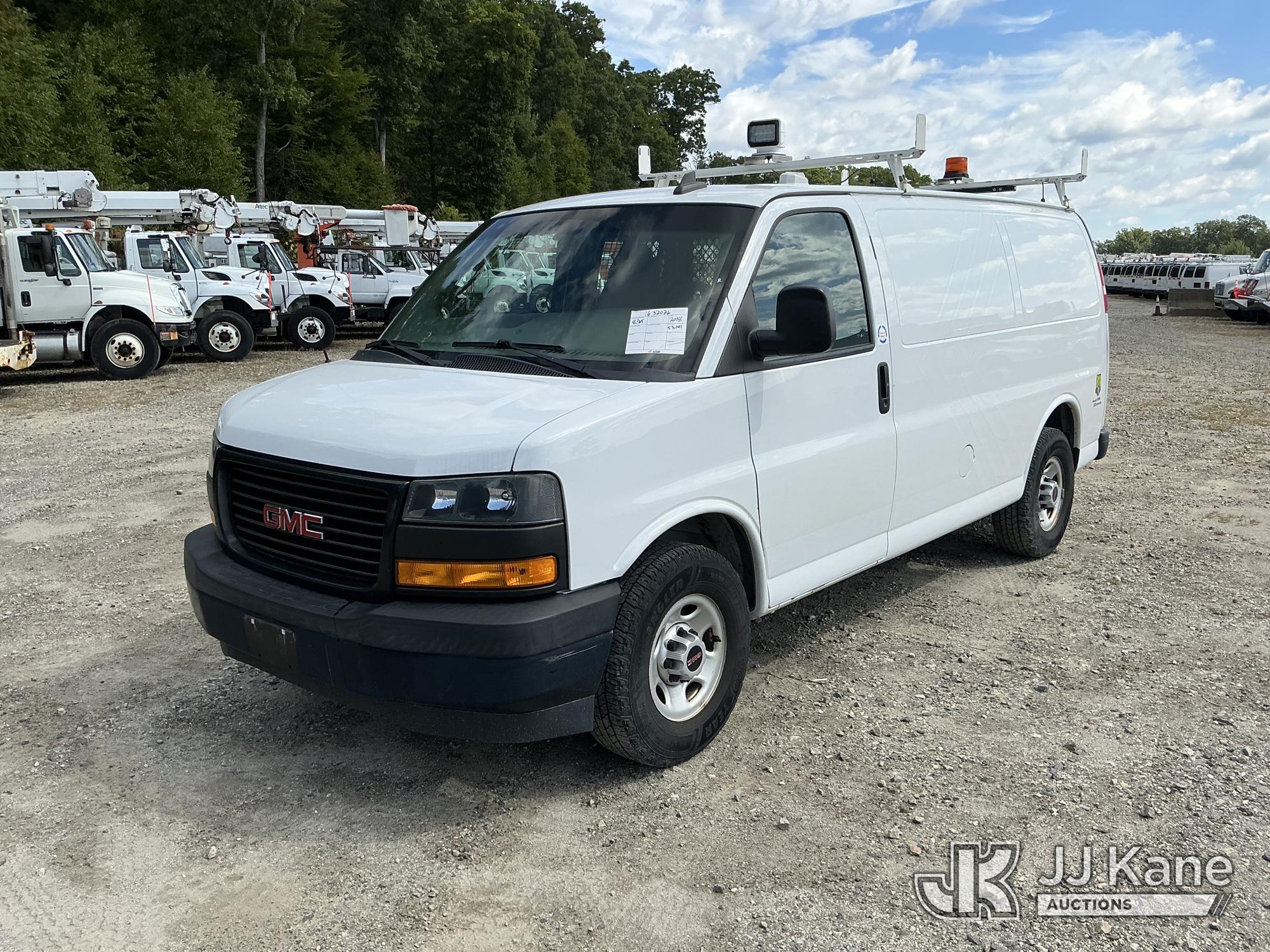 Photo of 2018 GMC Savana