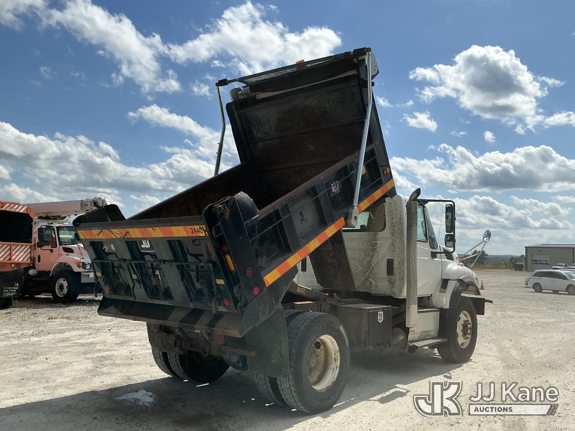 2016 International 7400