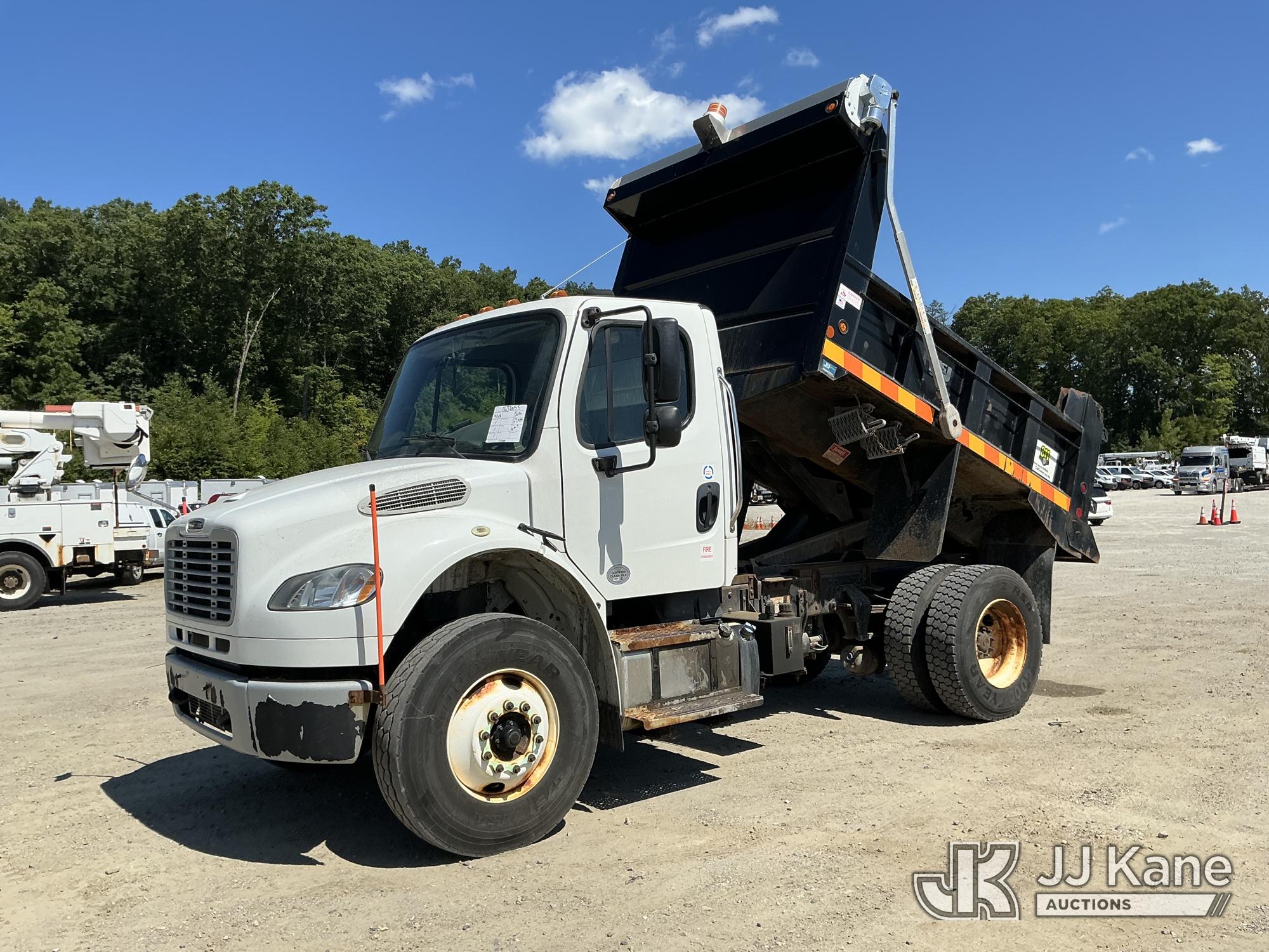 2016 Freightliner M2-106