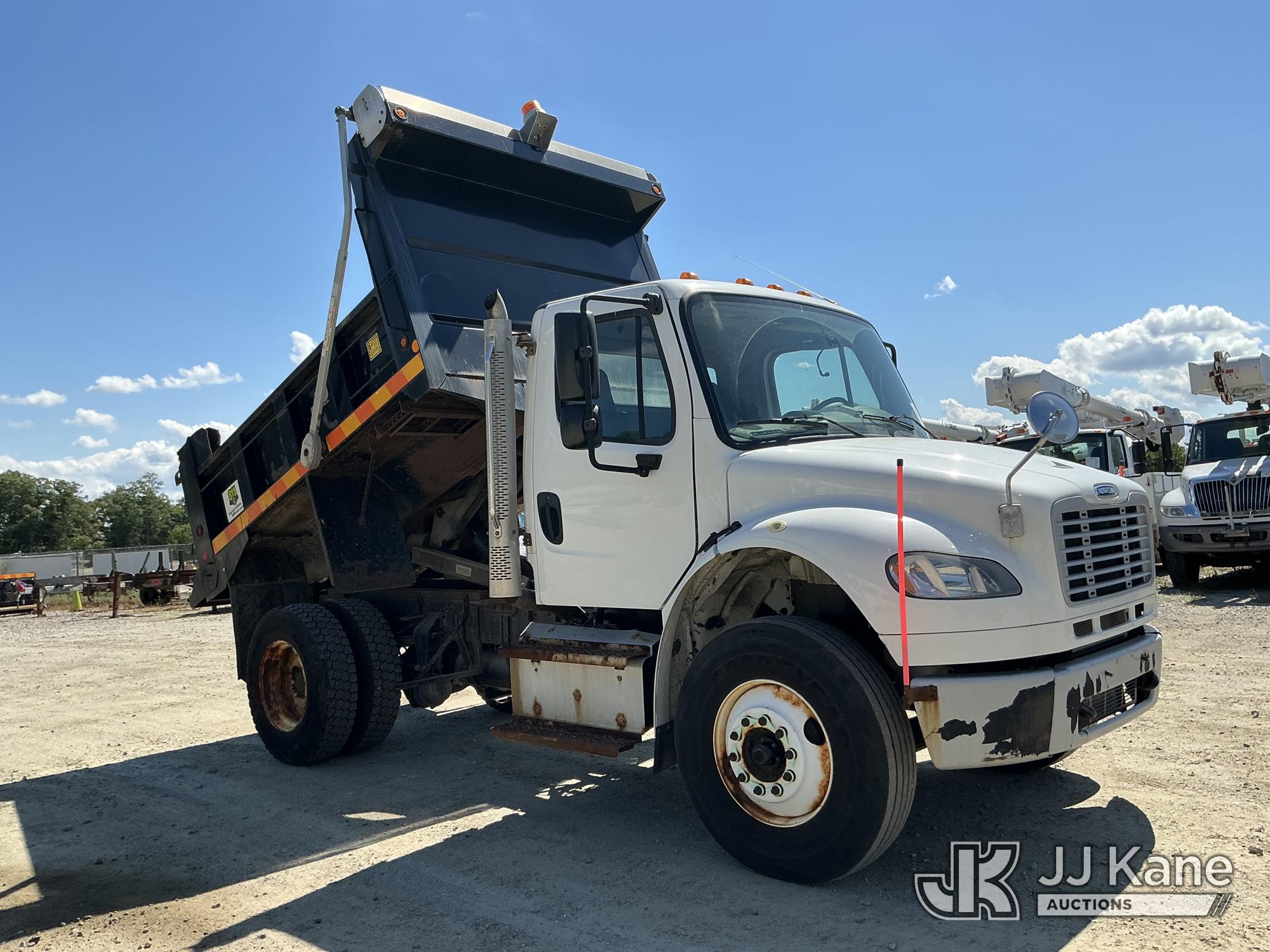 2016 Freightliner M2-106