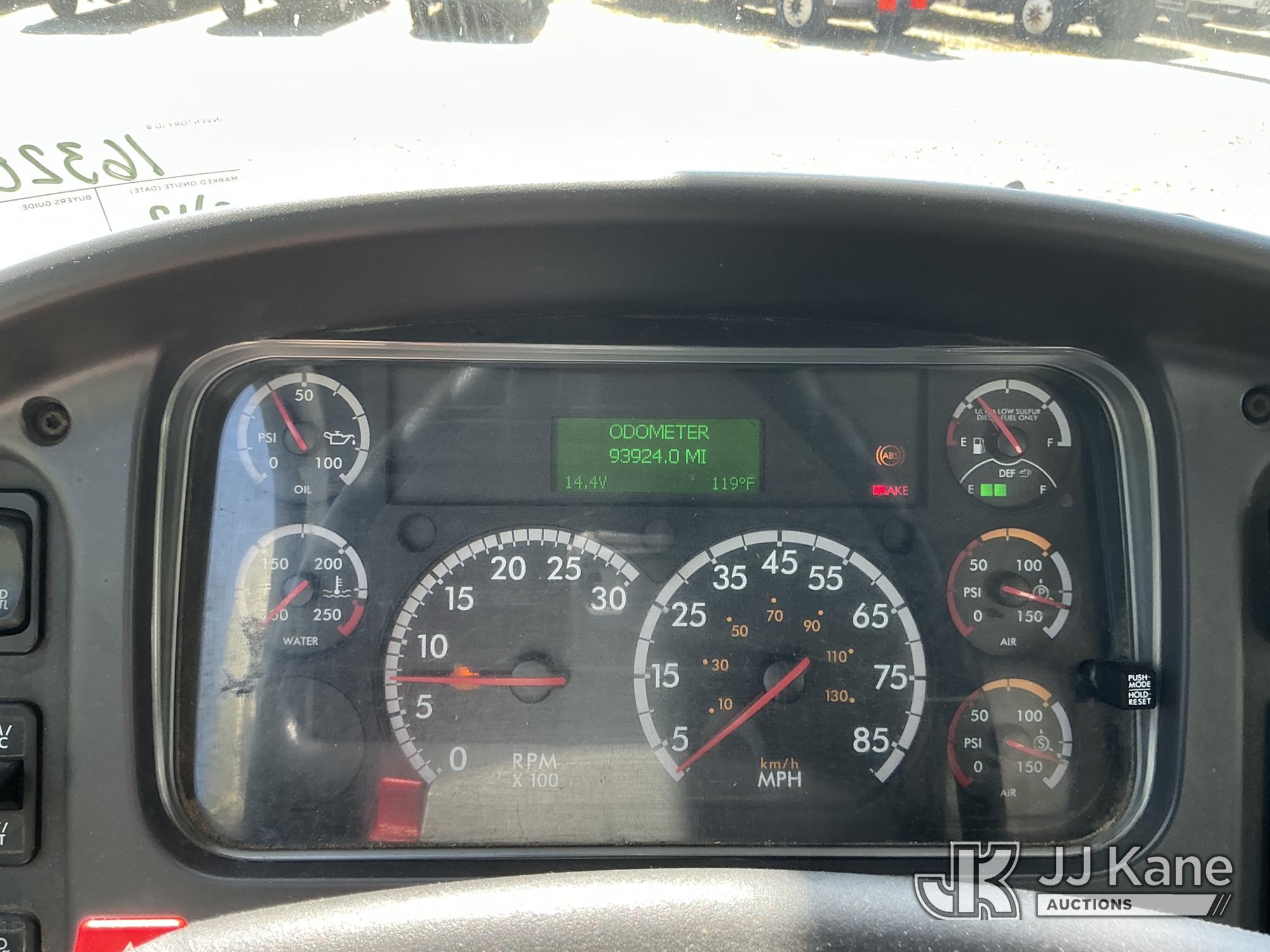 2017 Freightliner M2 106