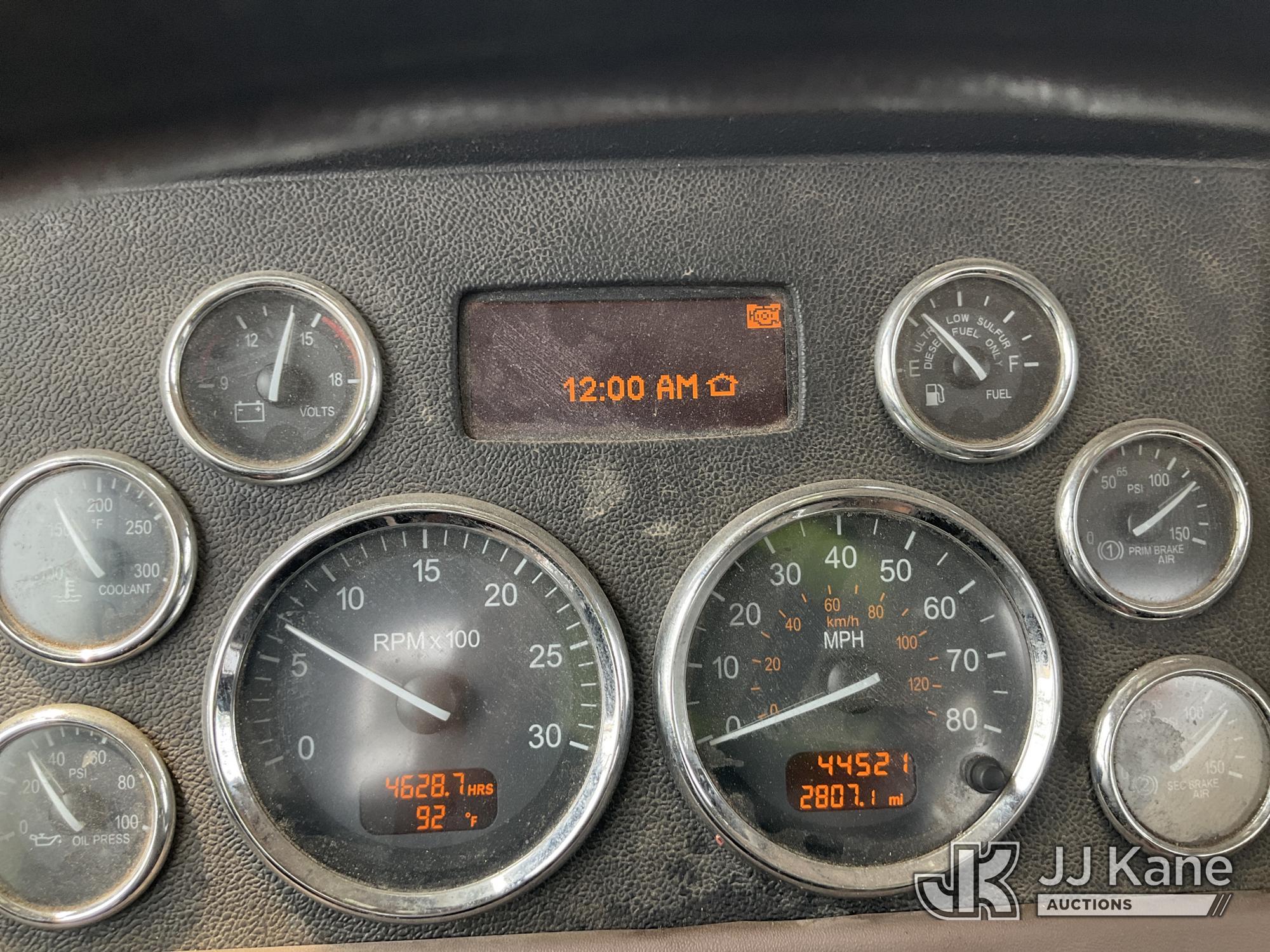 2015 Peterbilt 365