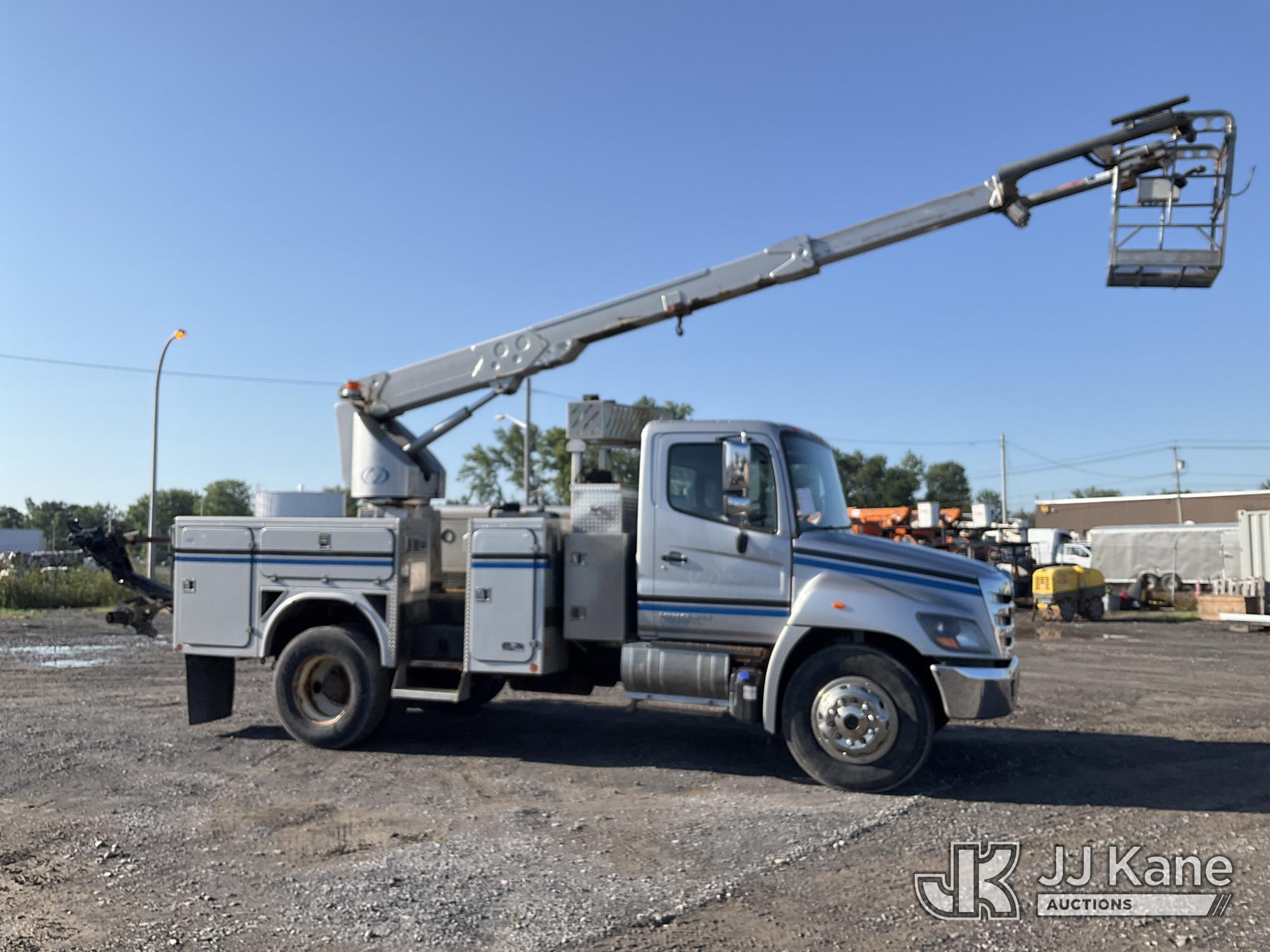 2015 Hino Conventional Cab