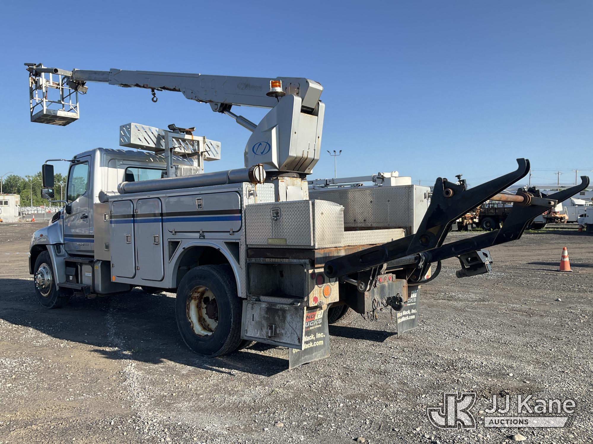 2015 Hino Conventional Cab
