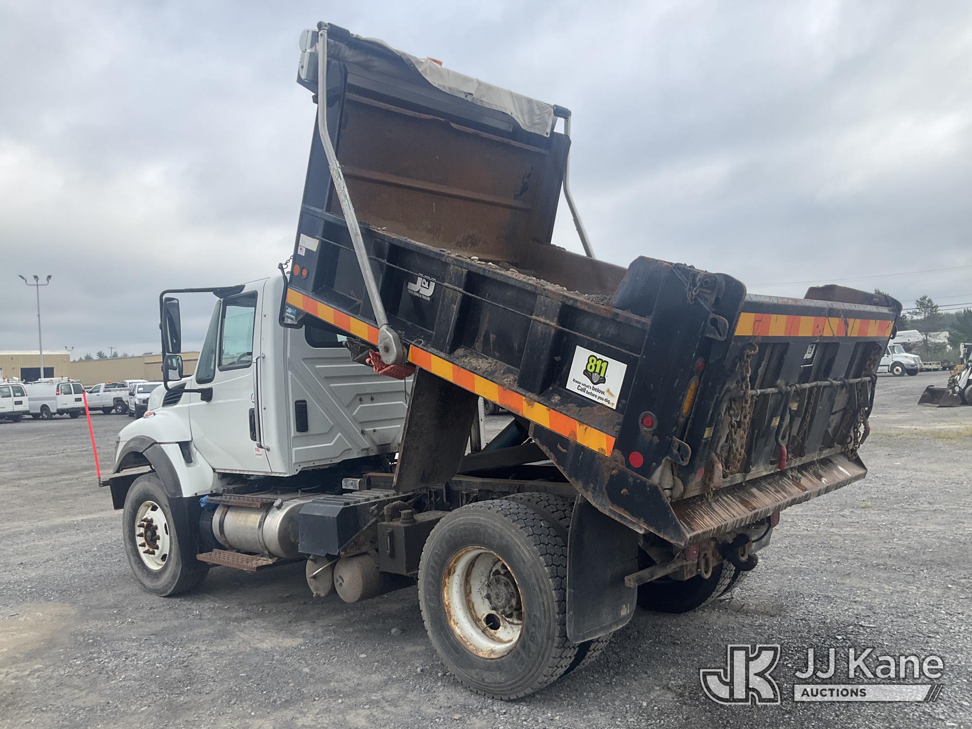 2016 International 7400