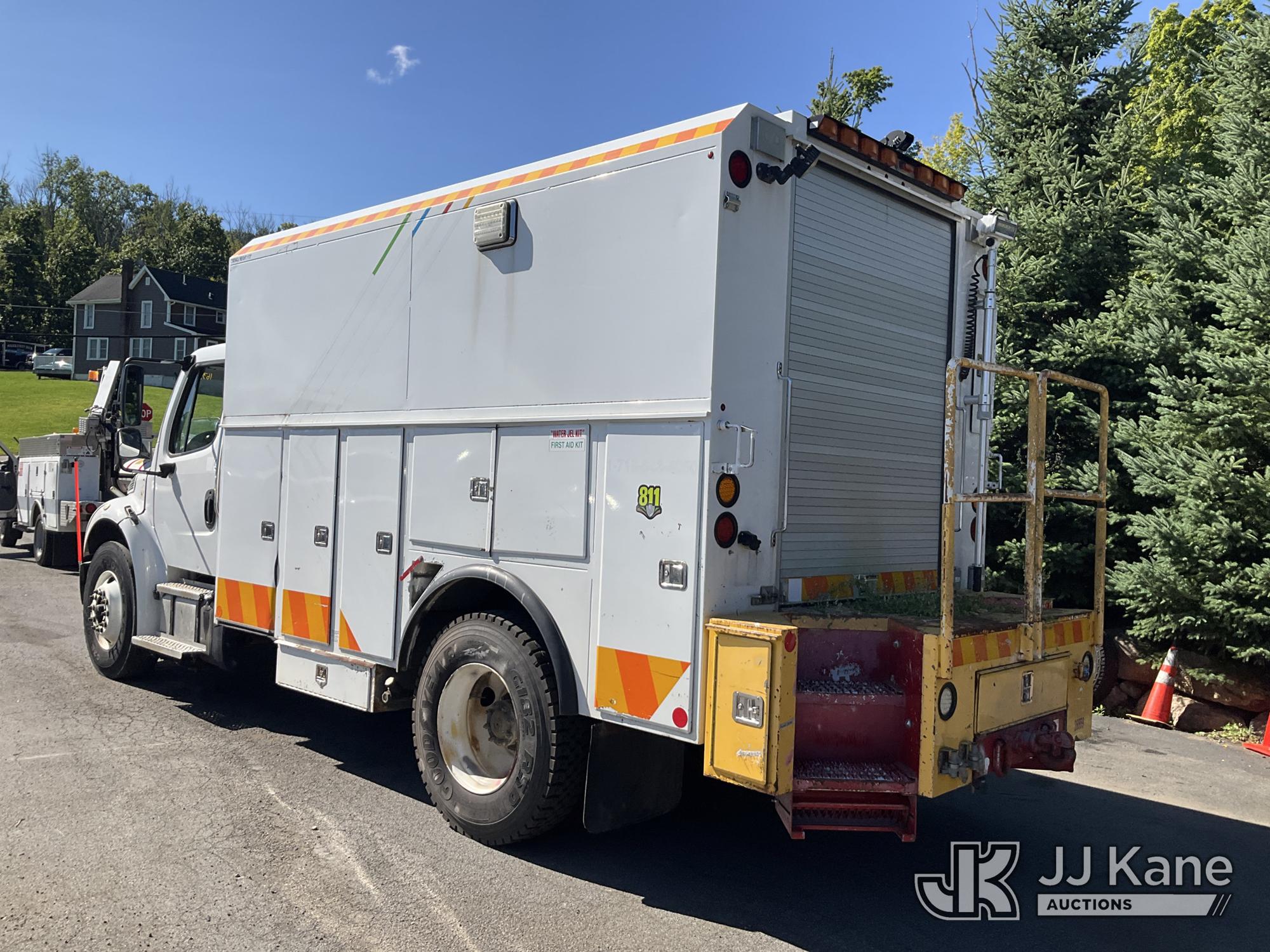 2017 Freightliner M2 106