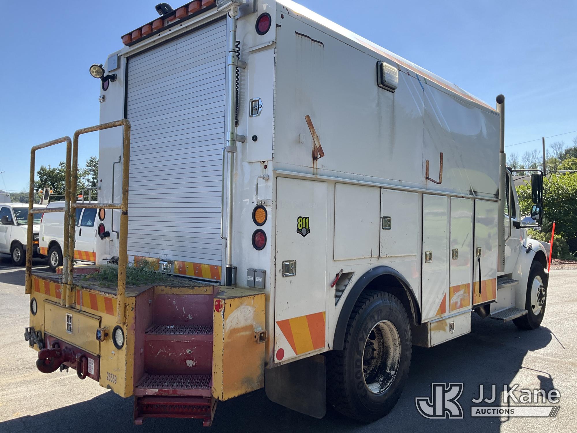 2017 Freightliner M2 106