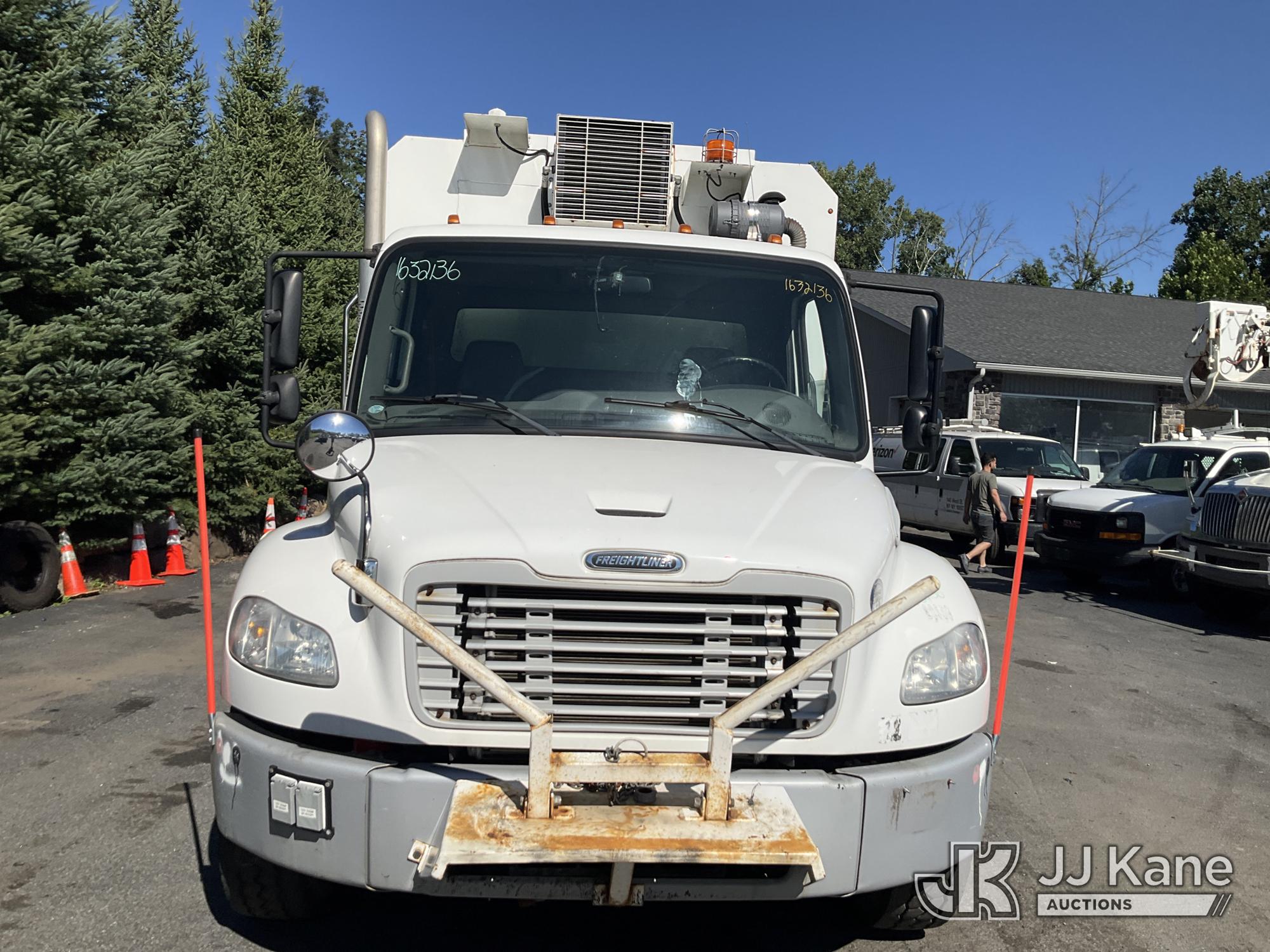 2017 Freightliner M2 106
