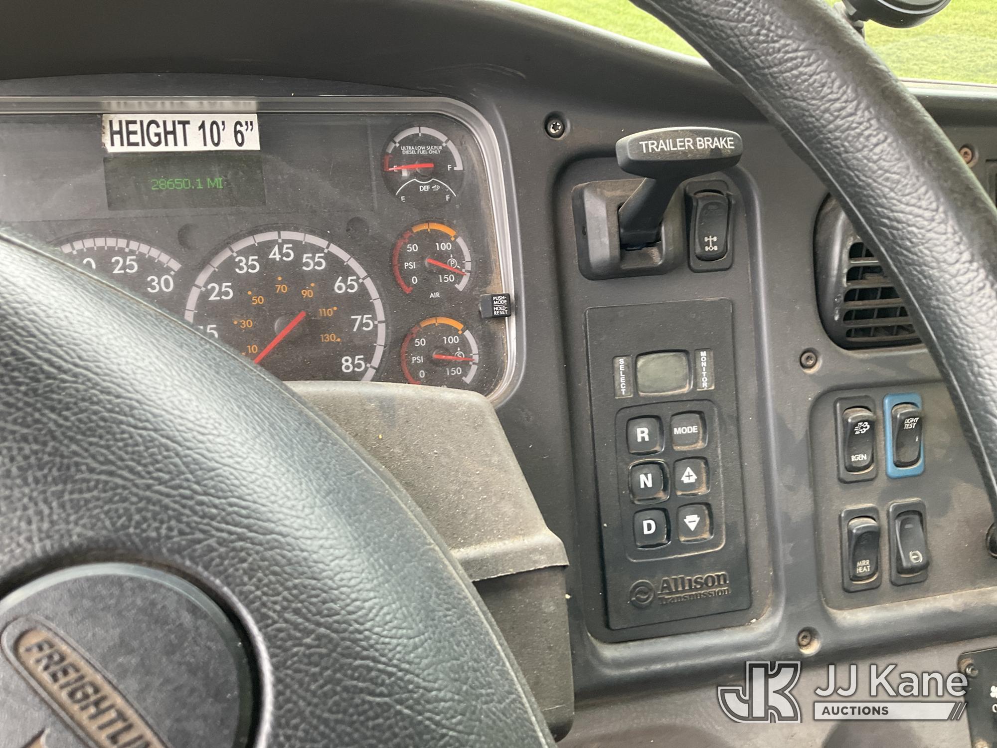 2018 Freightliner M2 106
