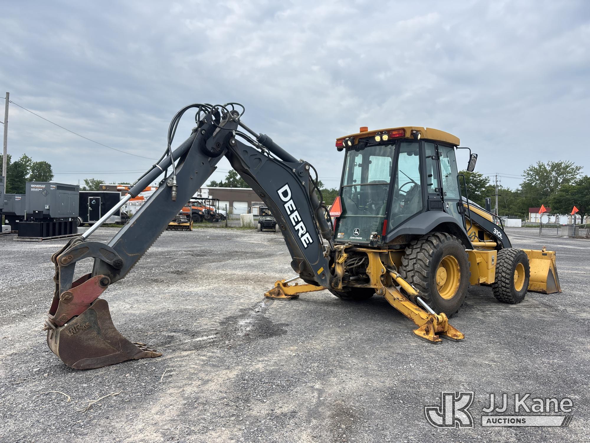 2017 John Deere 310L