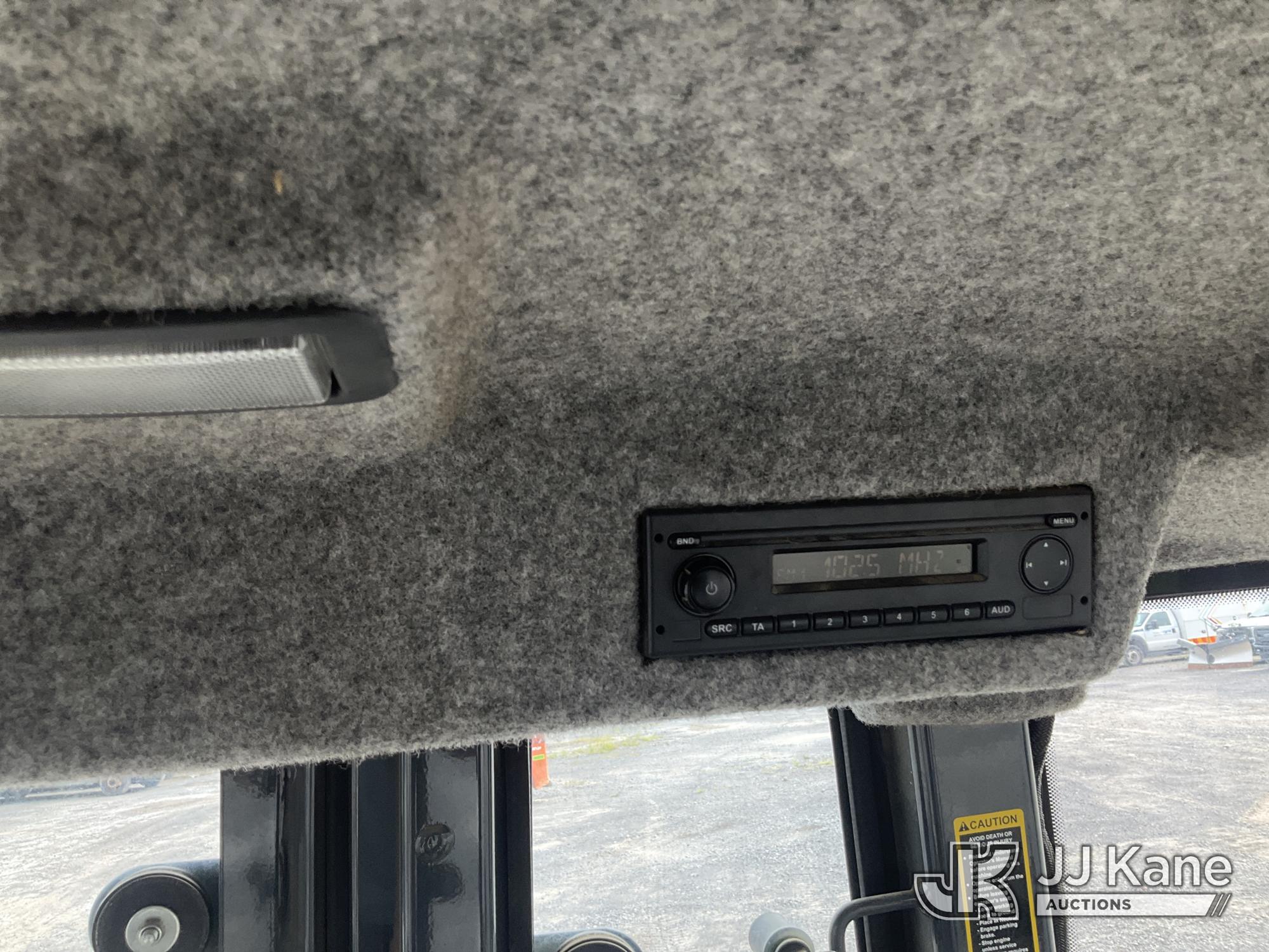 2017 John Deere 310L