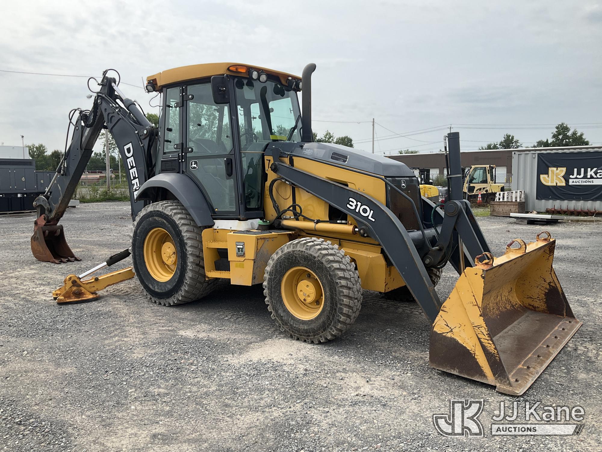 2017 John Deere 310L