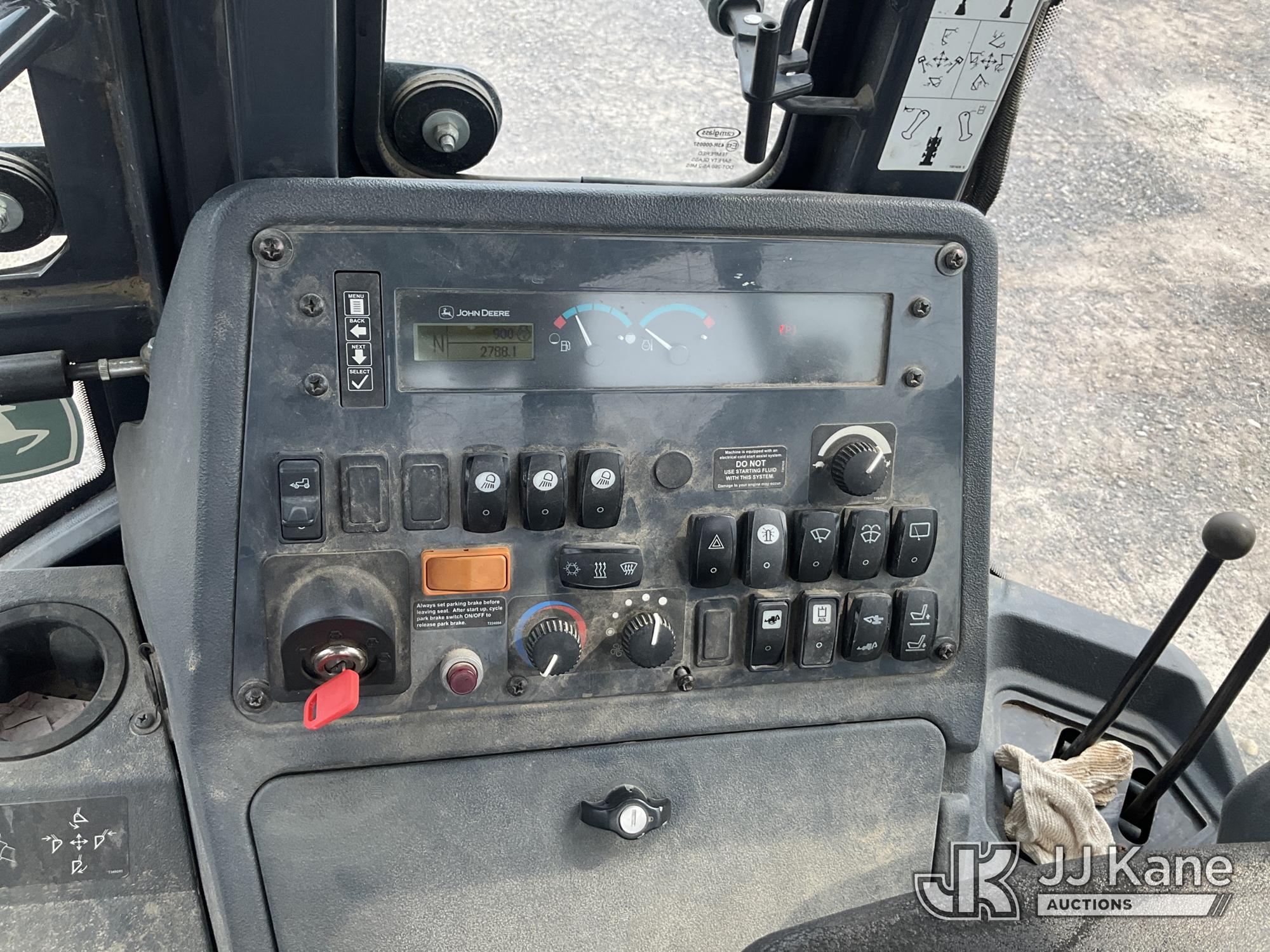 2017 John Deere 310L