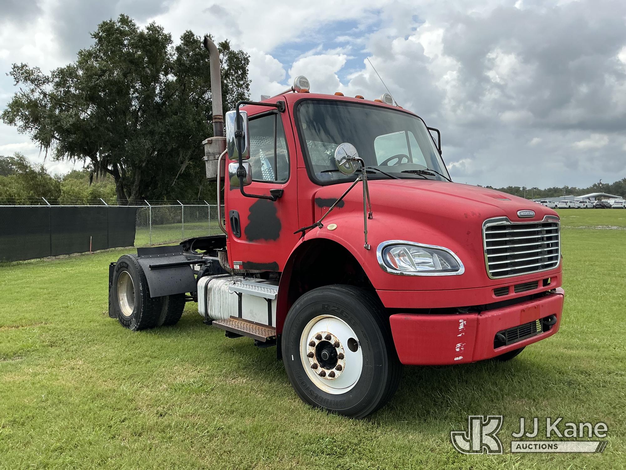 2009 Freightliner M2 106
