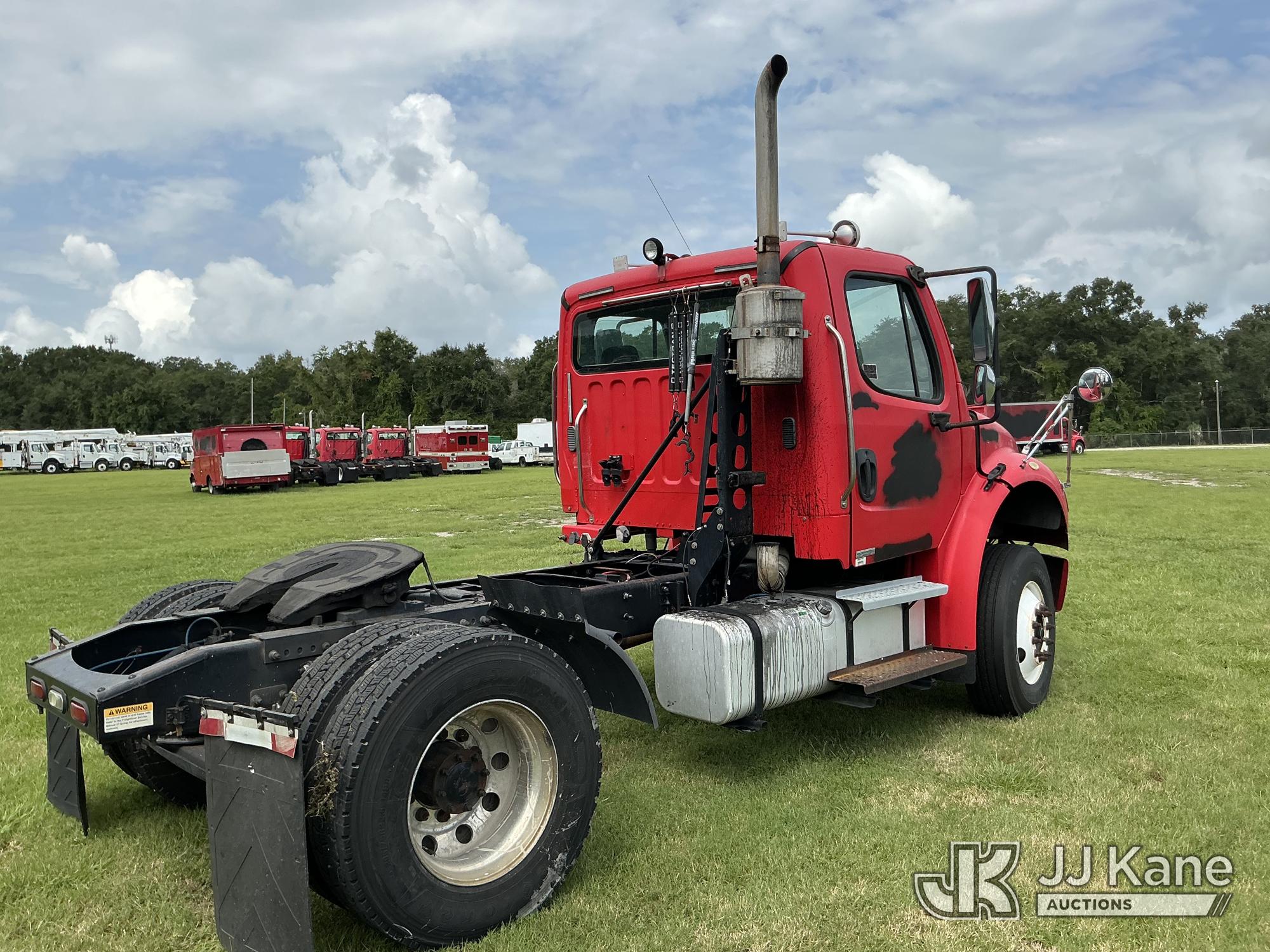 2009 Freightliner M2 106