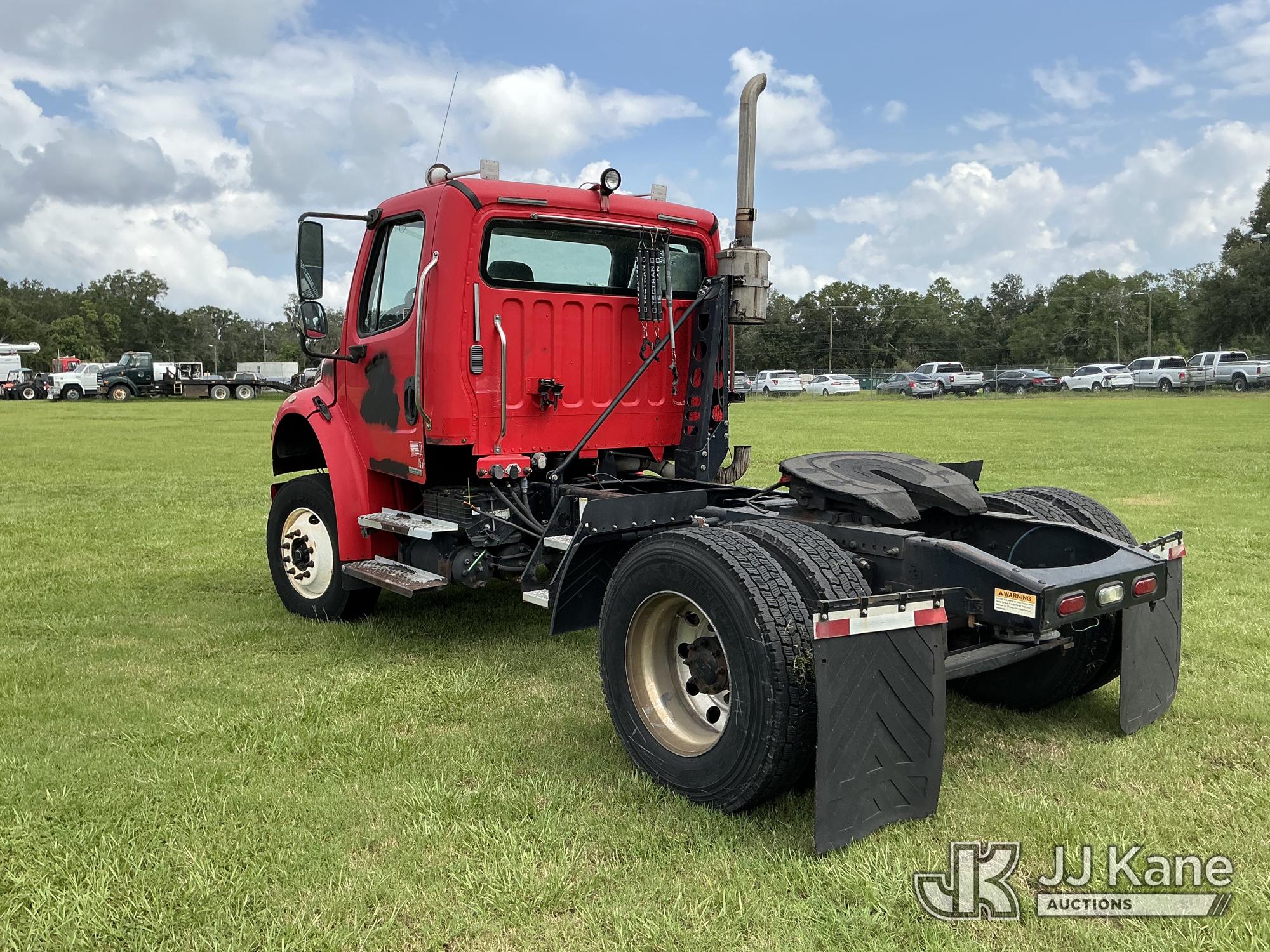 2009 Freightliner M2 106