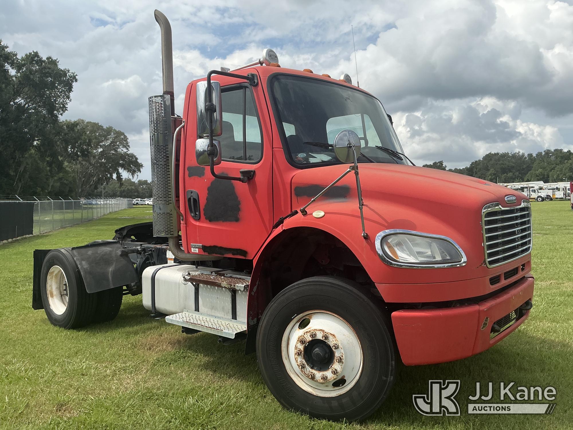 2008 Freightliner M2 106