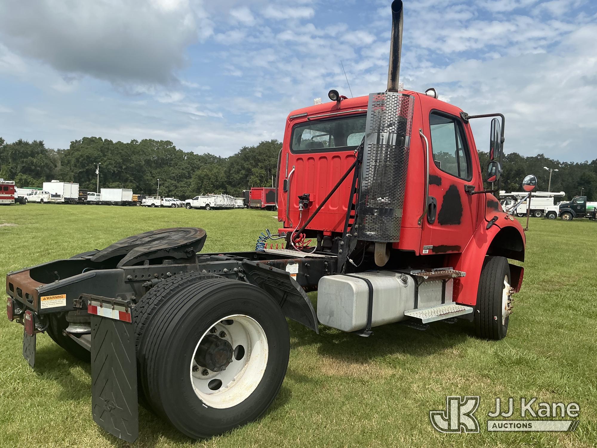 2008 Freightliner M2 106