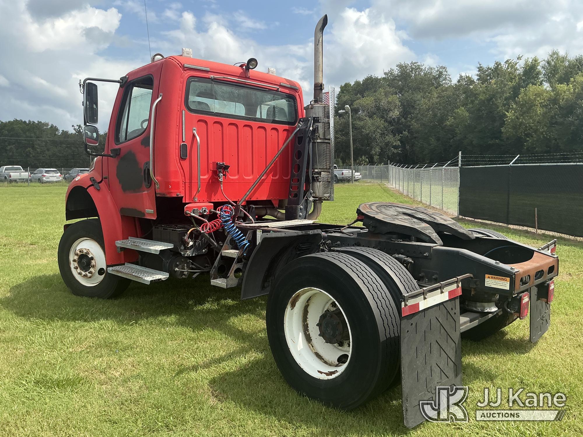2008 Freightliner M2 106