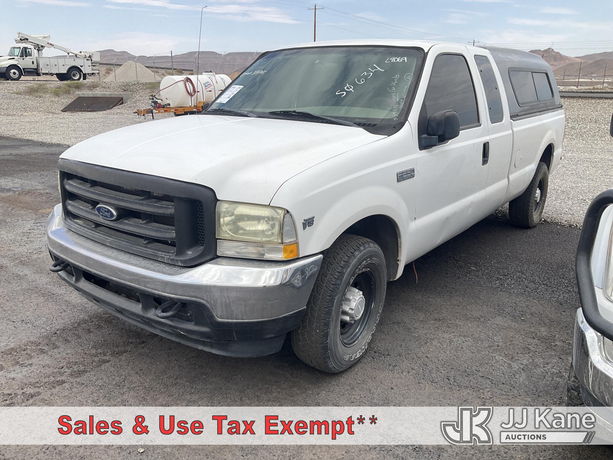 2002 Ford F-250 SD Extended-Cab Pickup Truck