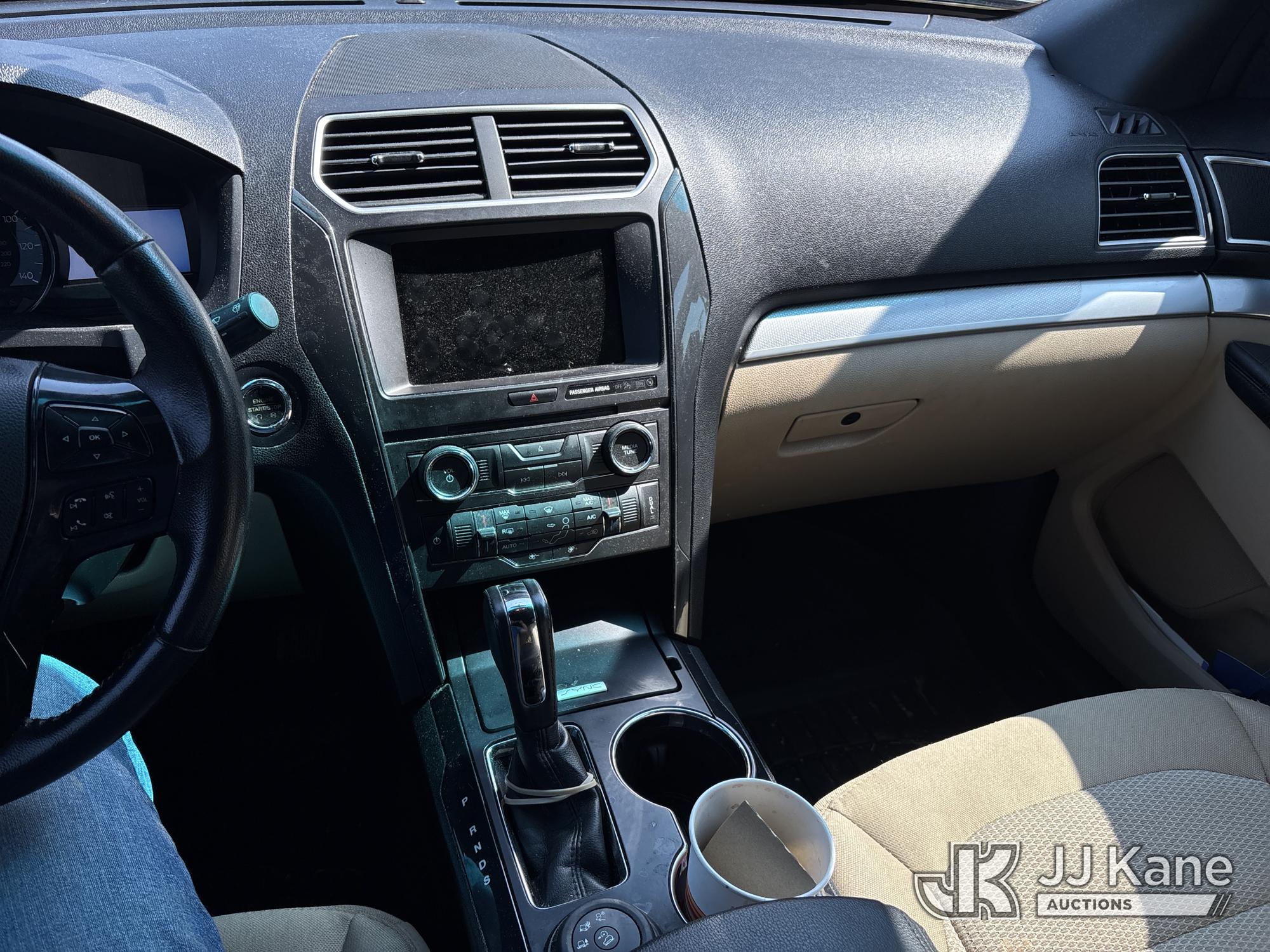 2016 Ford Explorer
