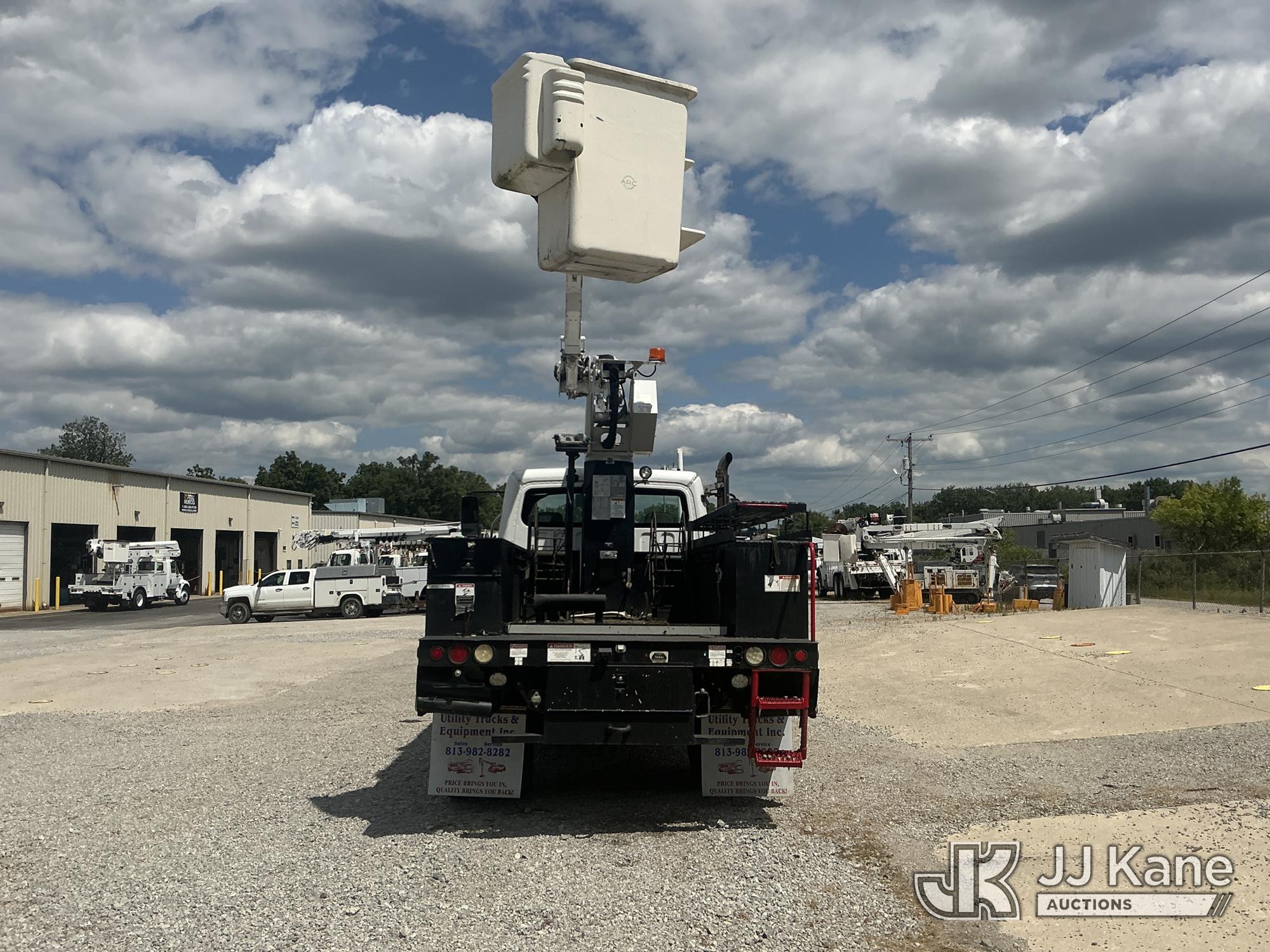 2013 Freightliner M2 106