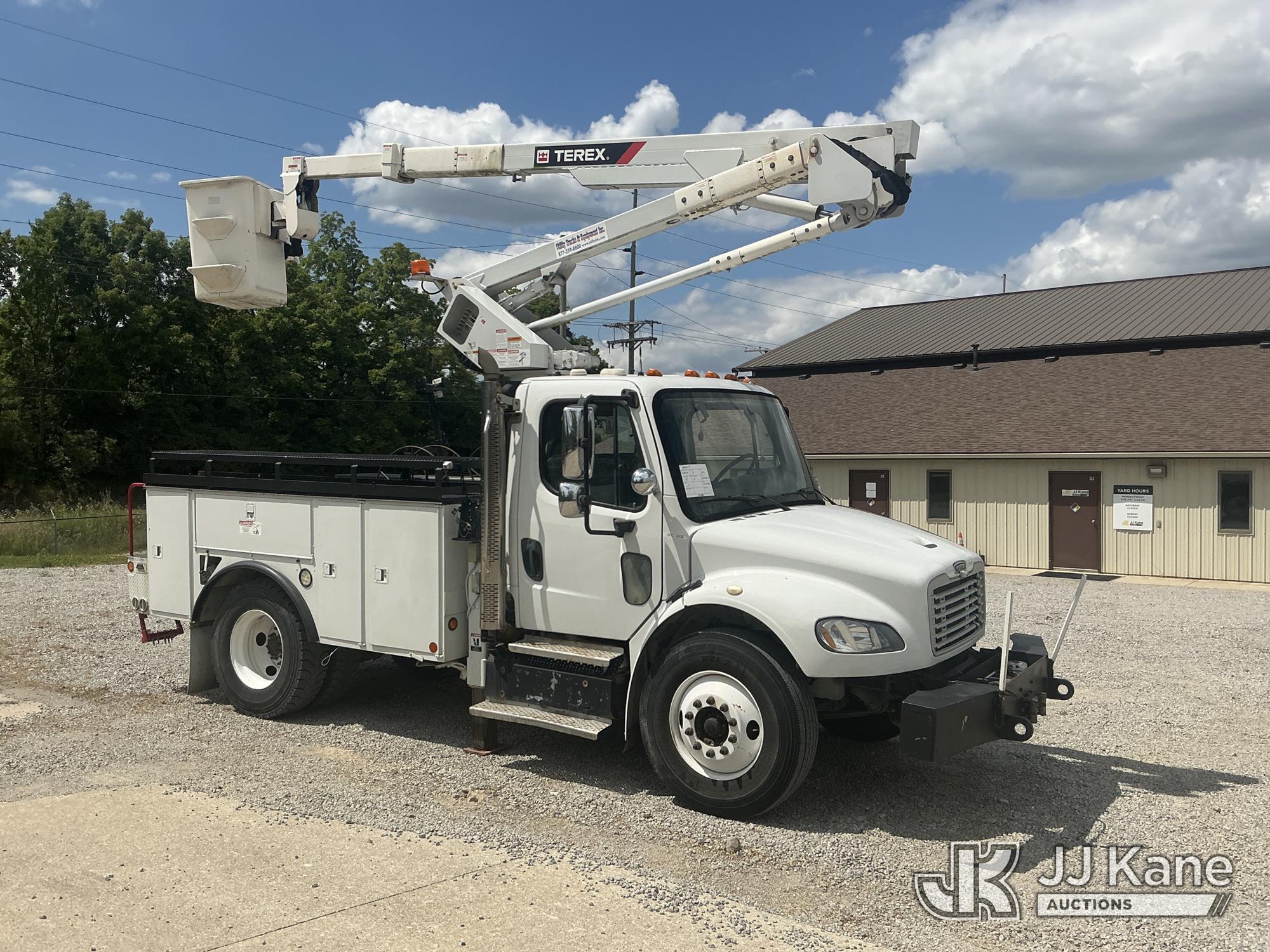 2013 Freightliner M2 106