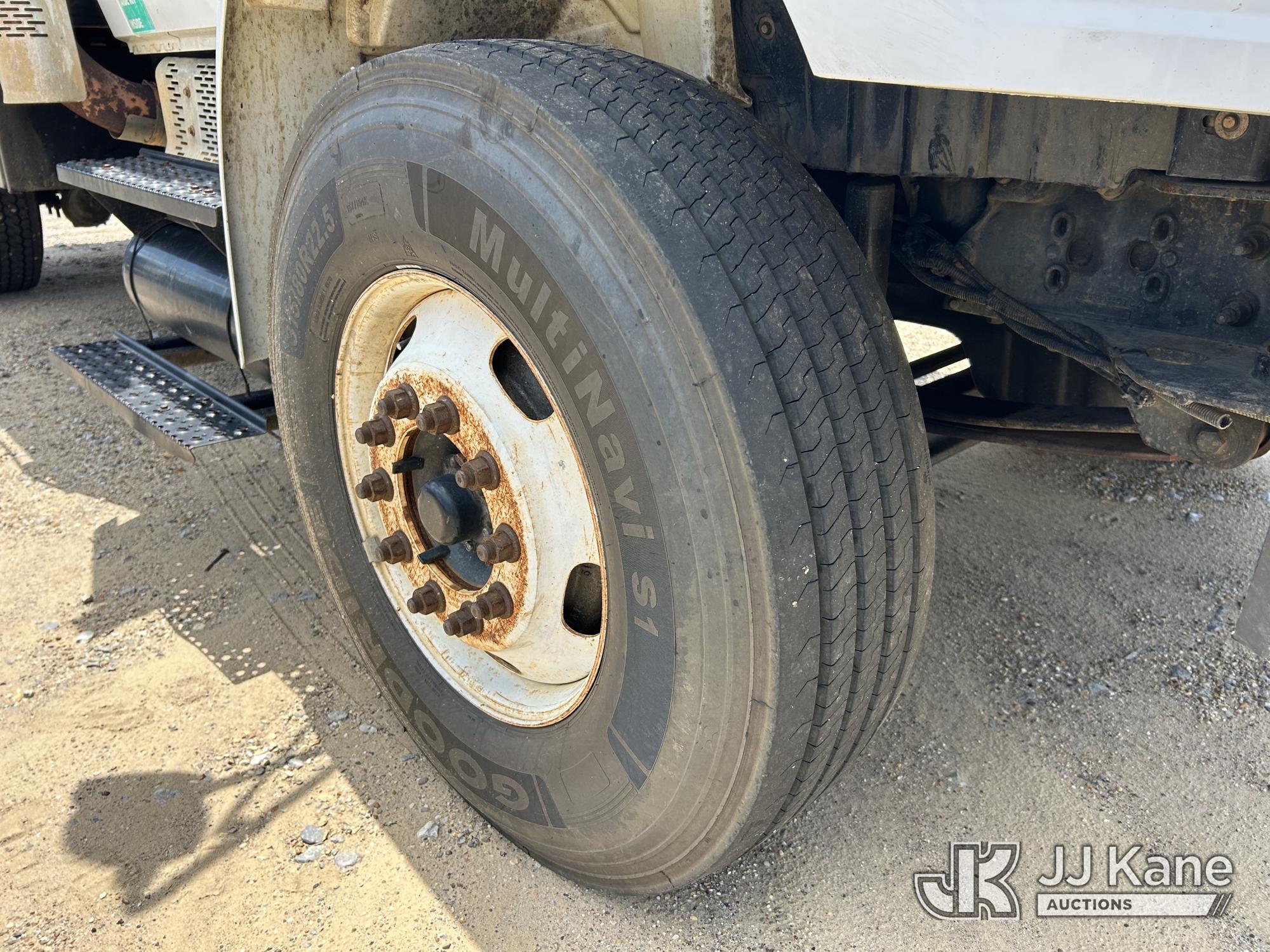 2013 International DuraStar 4400