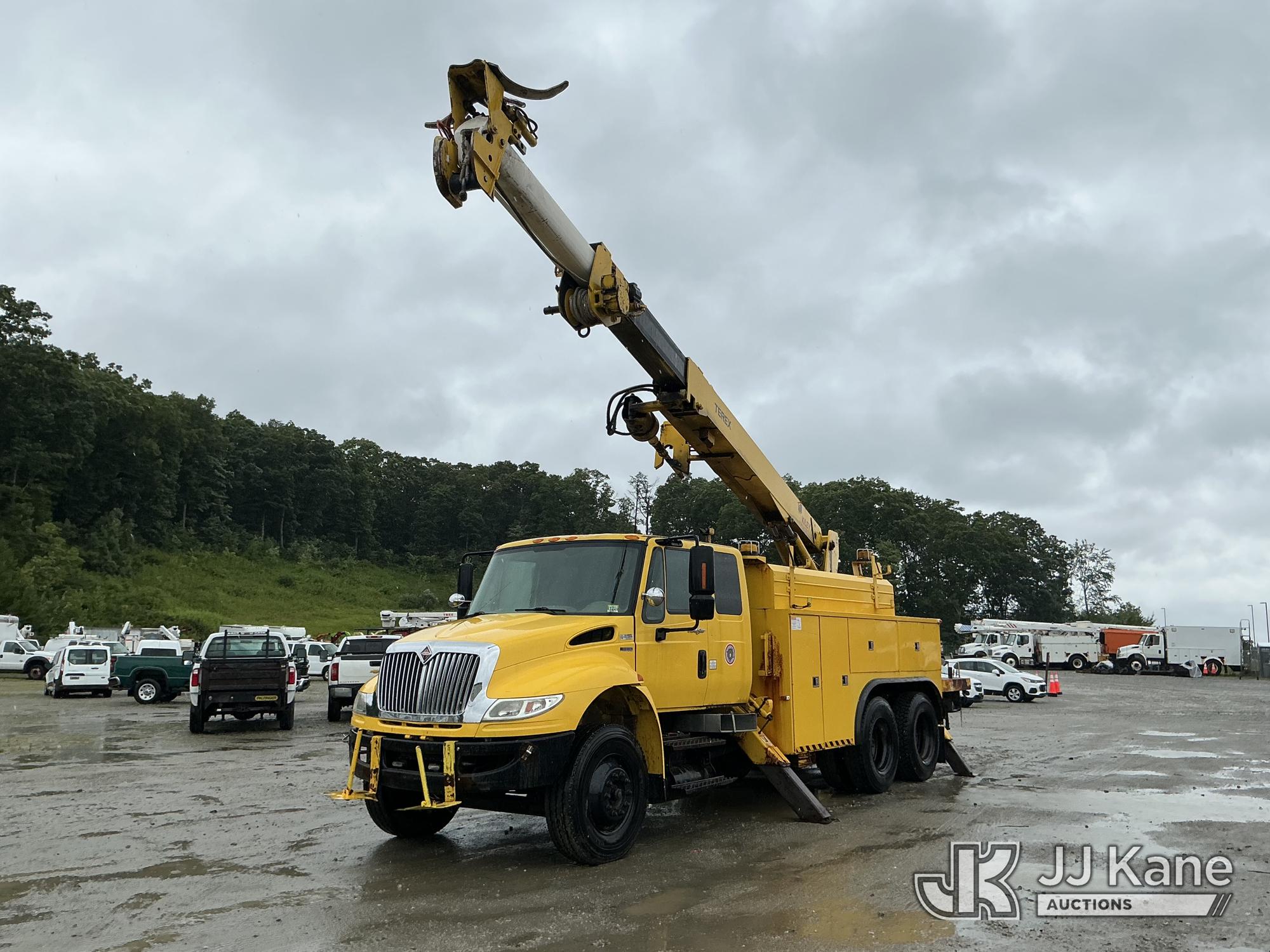 Photo of a 2010 International 4400