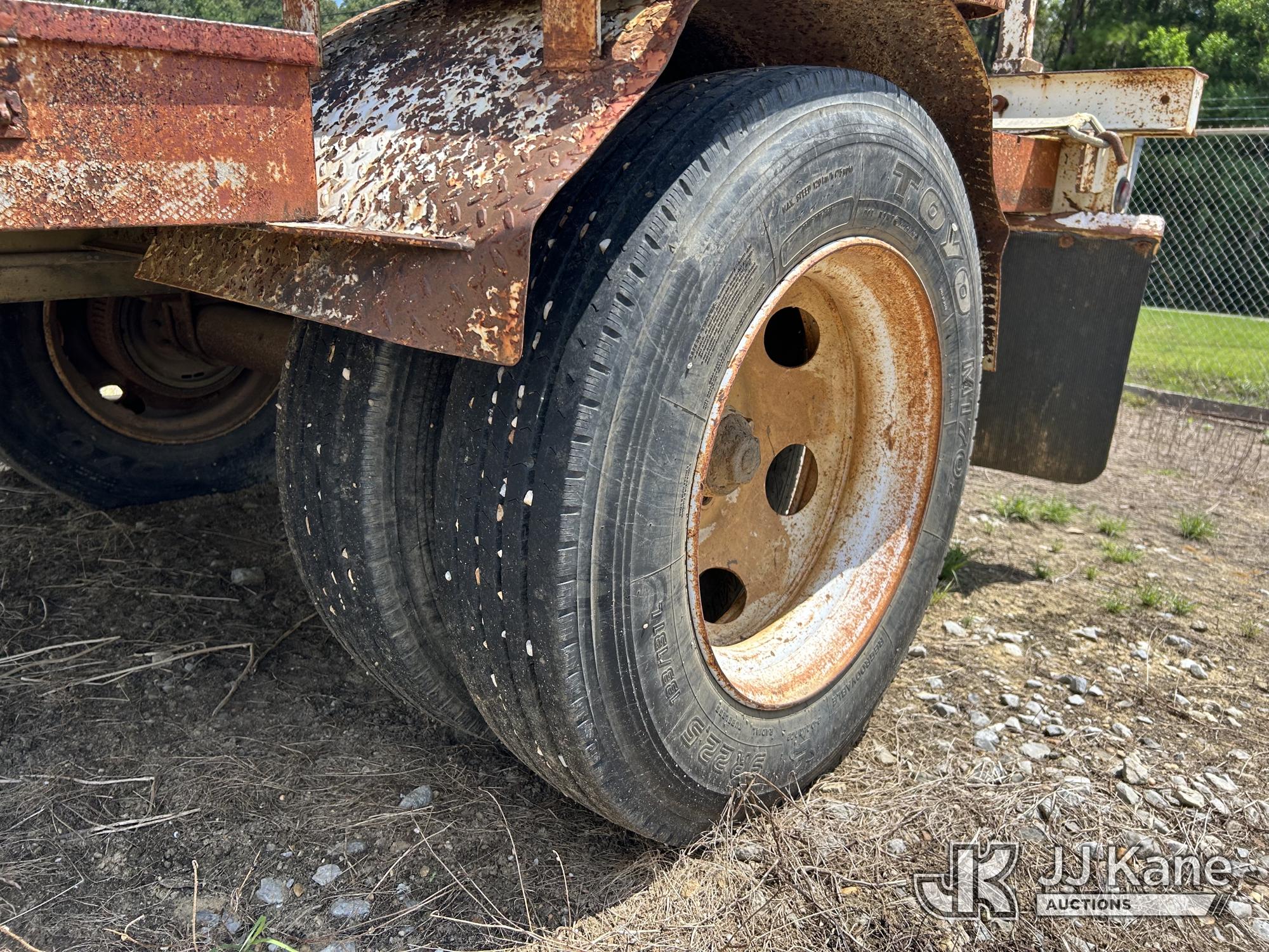 2001 Butler BPHD-1300