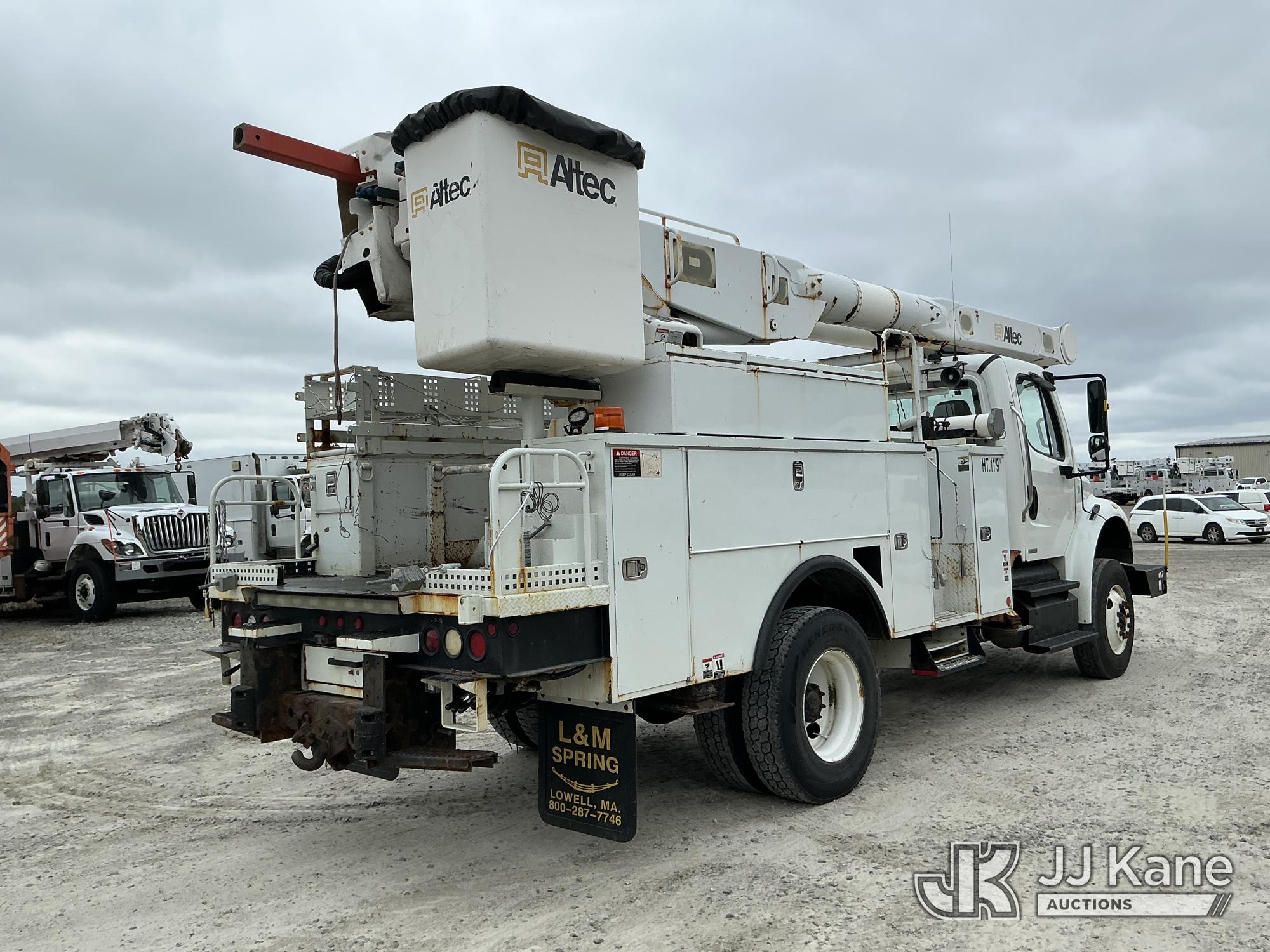 2012 Freightliner M2 106