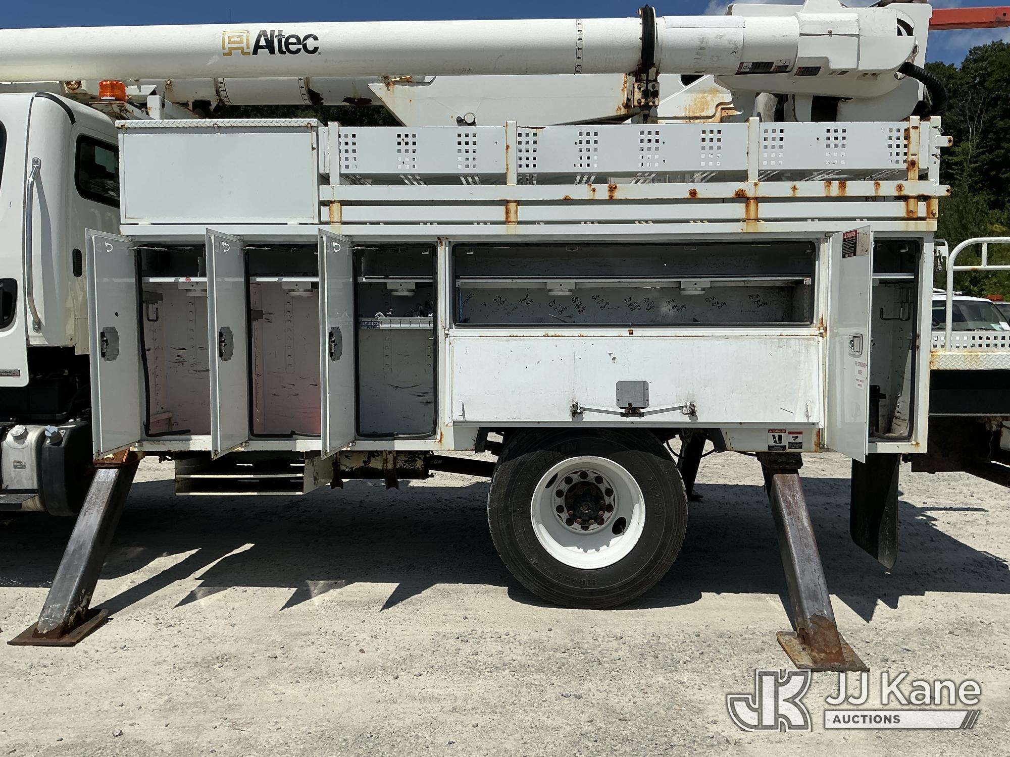2012 Freightliner M2 106