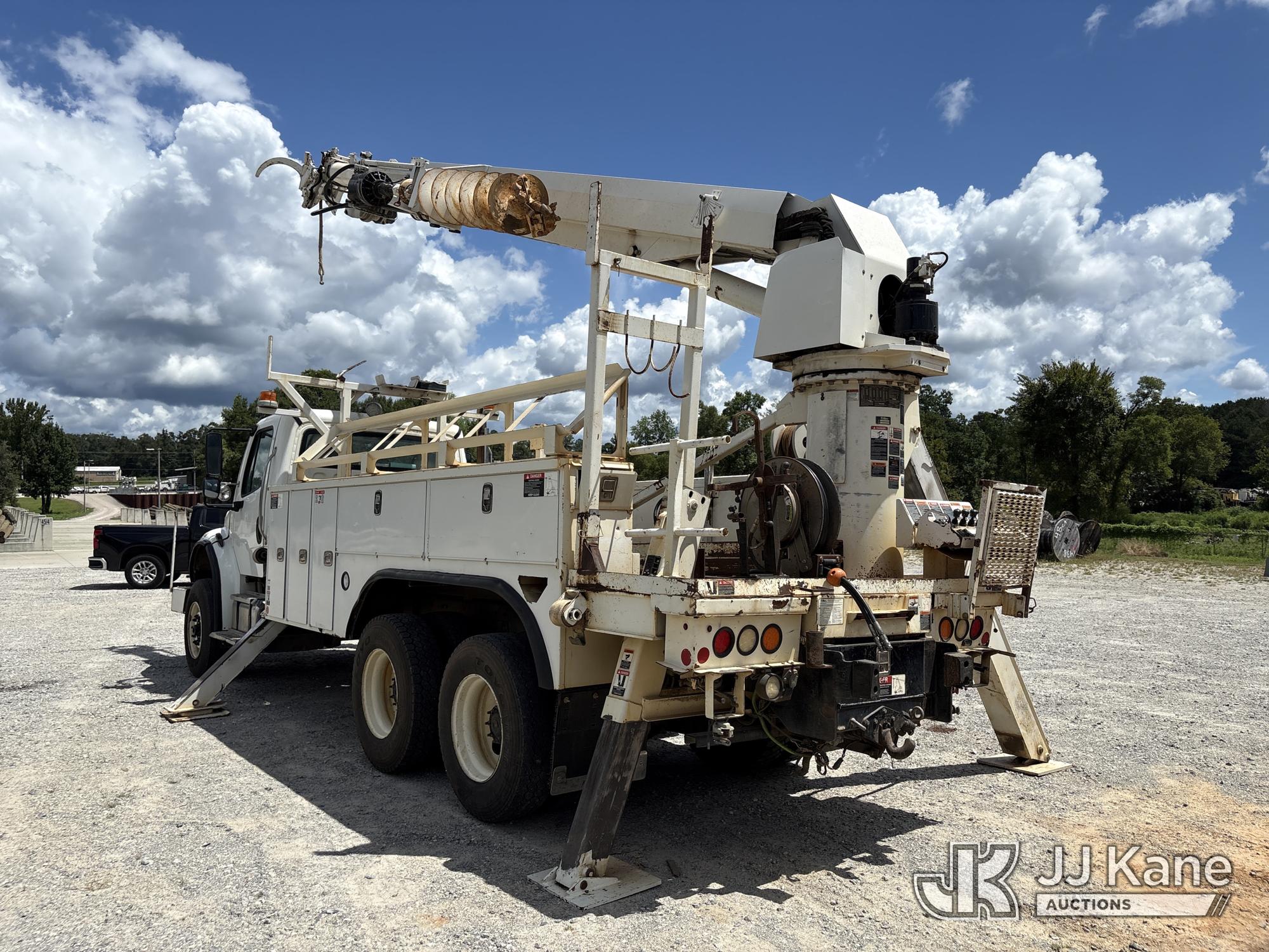 2016 Freightliner M2 106
