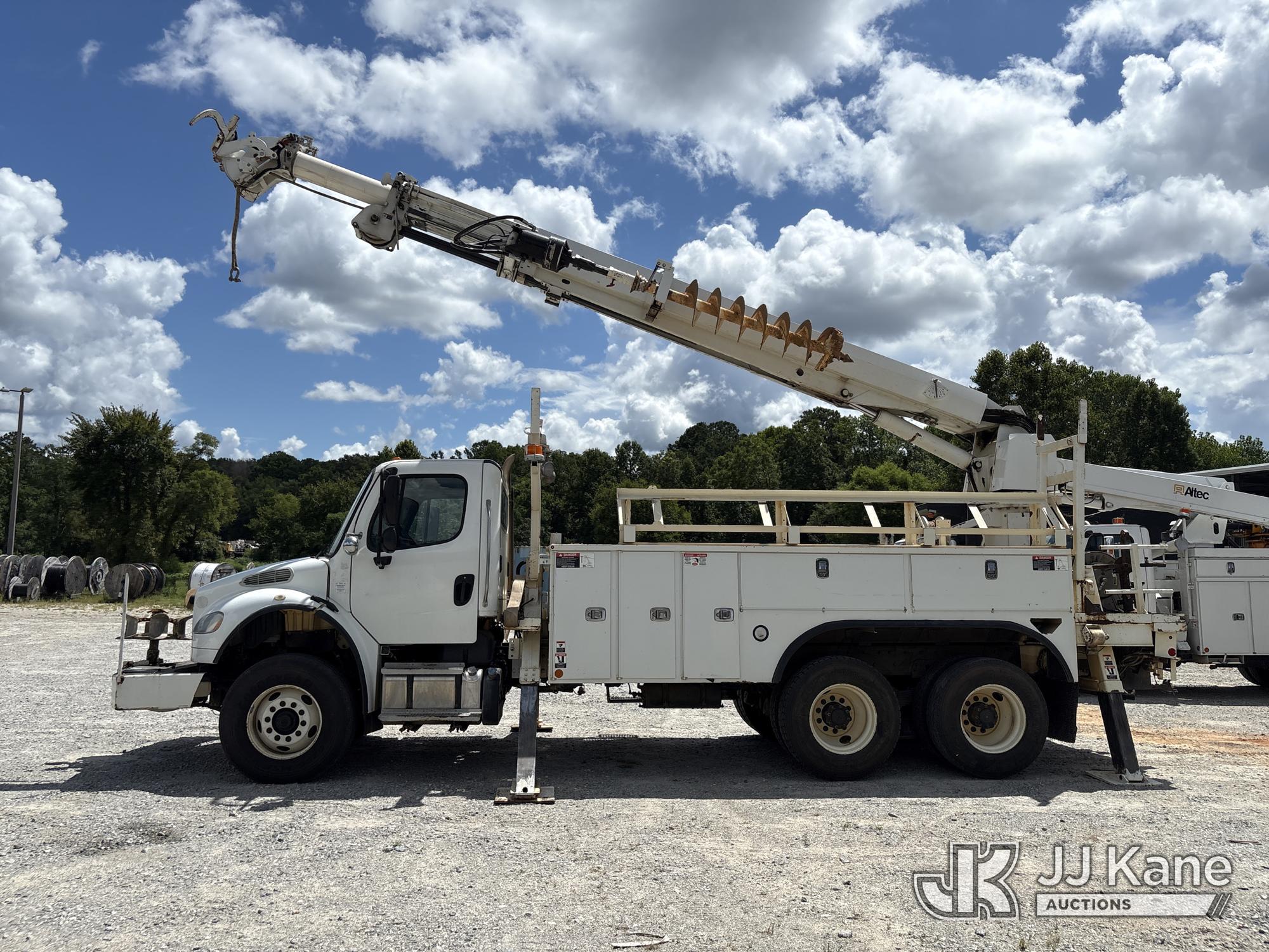 2016 Freightliner M2 106