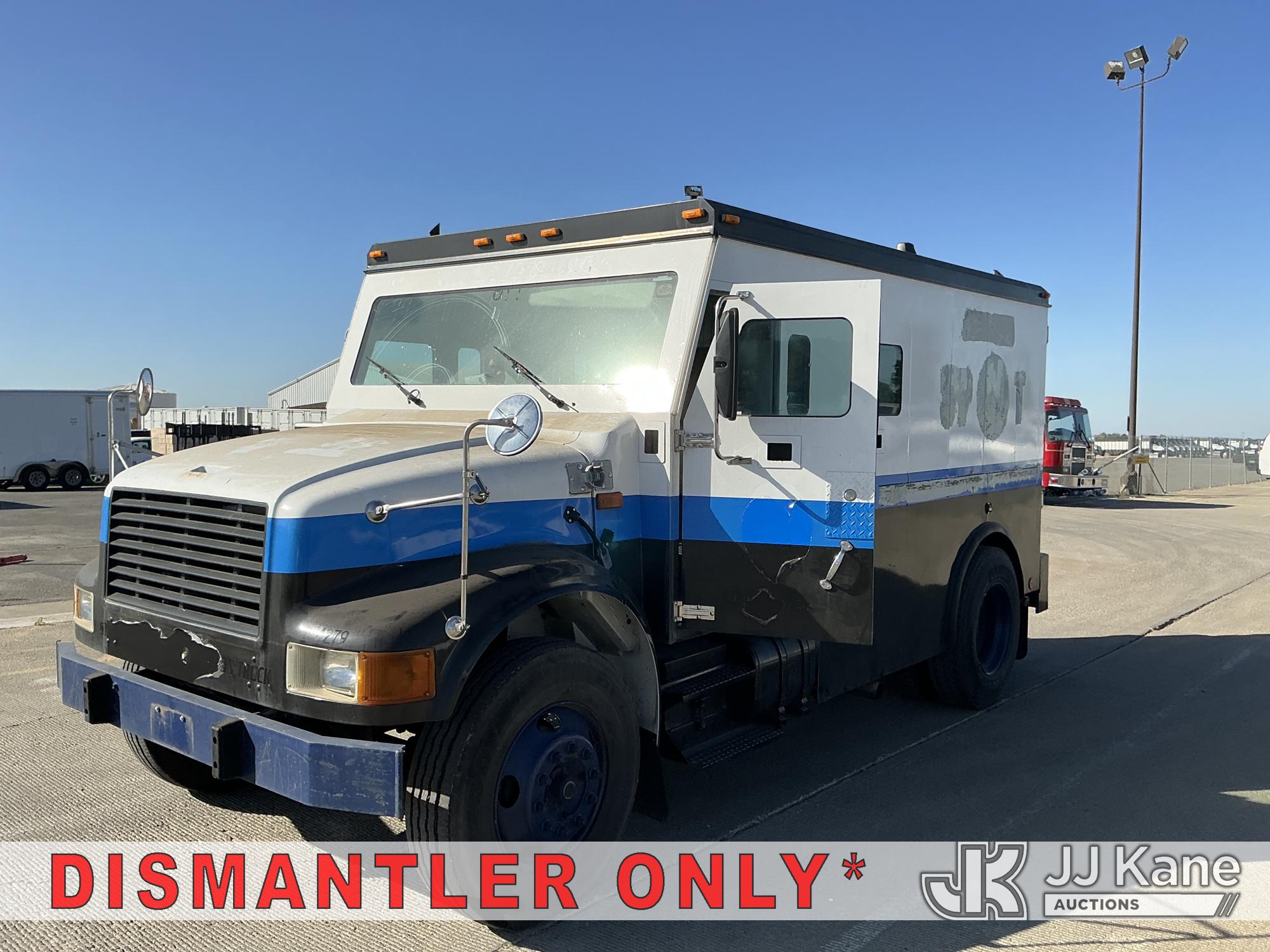 2000 International 4700 Armored Car