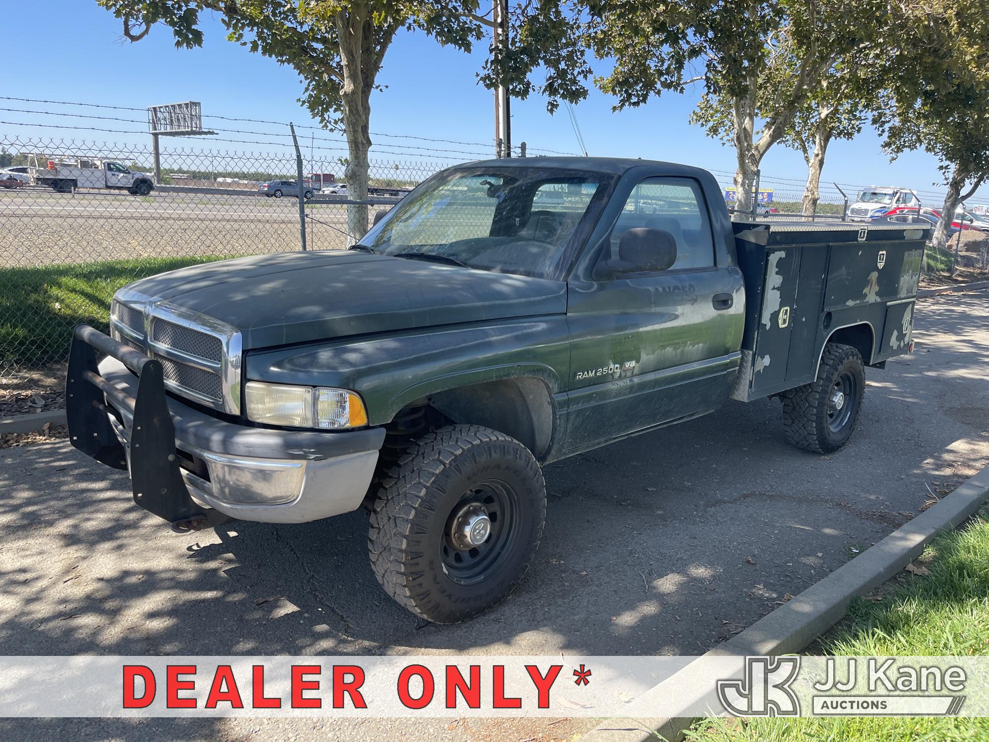 Photo of a 1999 Dodge Ram 2500